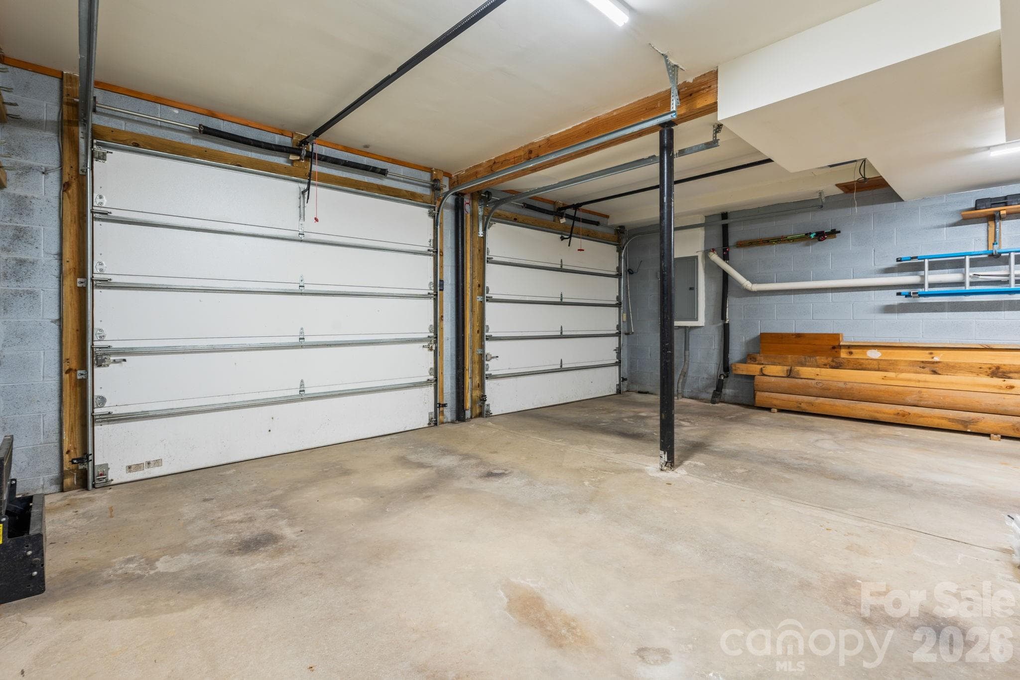 Garage - 7803 Nc 183 None, Newland