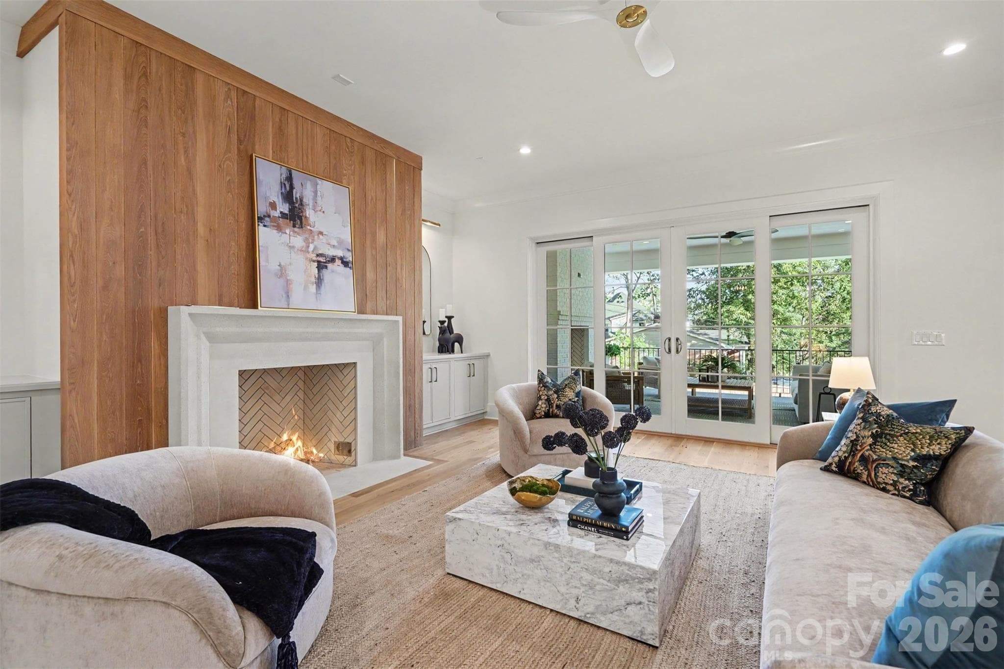 Single Family Residence at 539 Mammoth Oaks Drive, Charlotte, photo 5 of 46