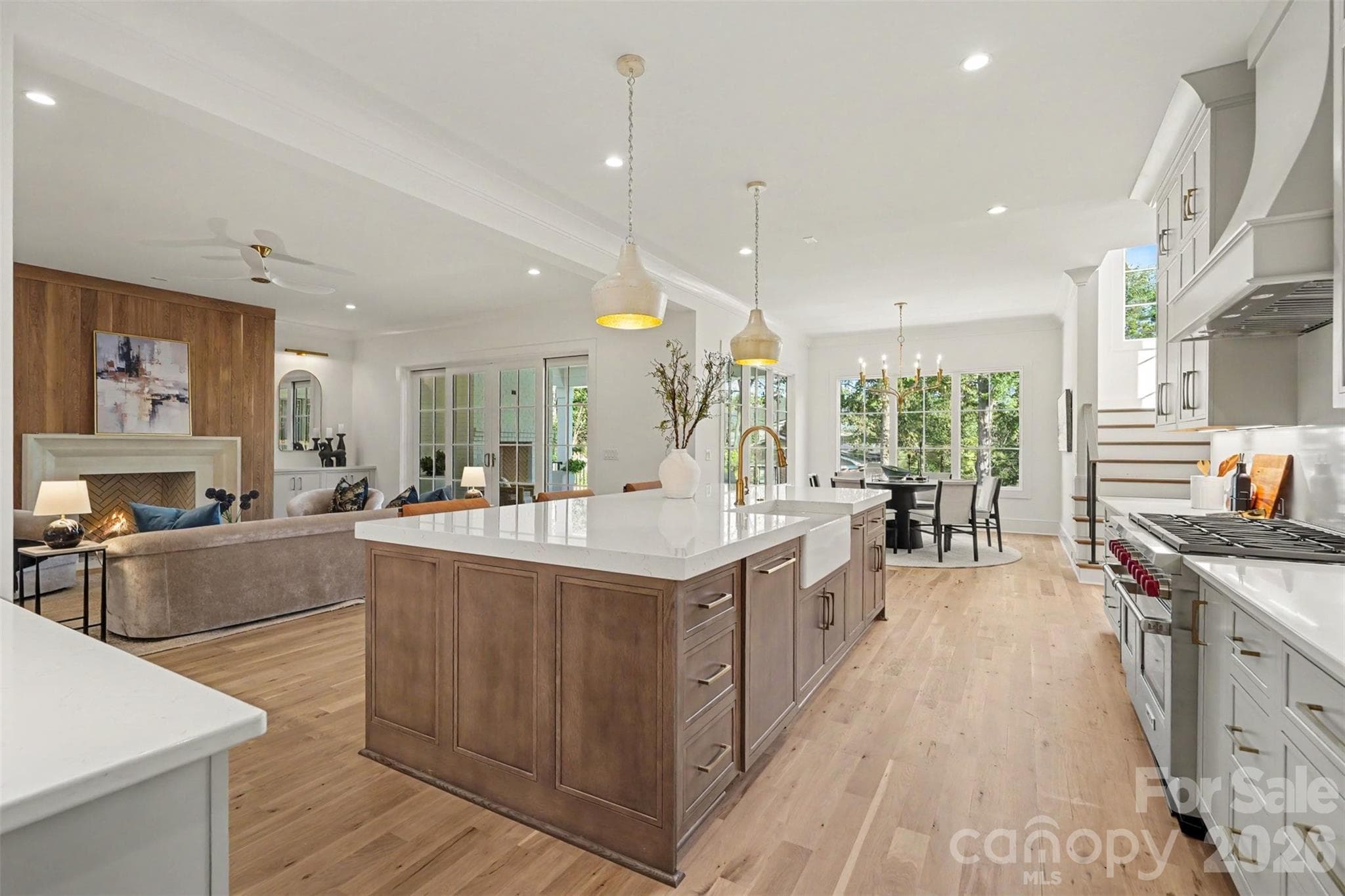 Luxury Kitchen - 539 Mammoth Oaks Drive, Charlotte