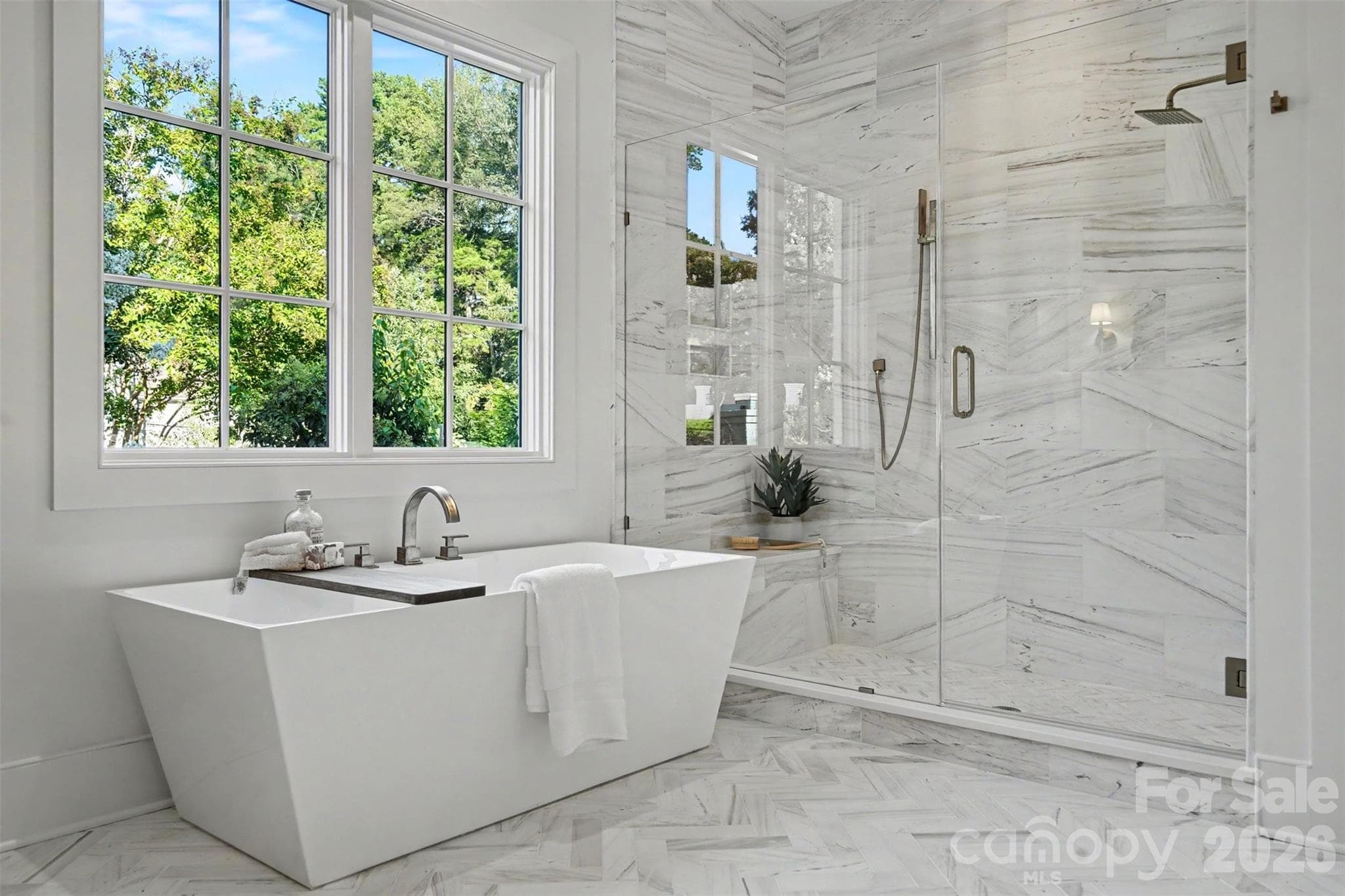 Soaking Tub - 539 Mammoth Oaks Drive, Charlotte