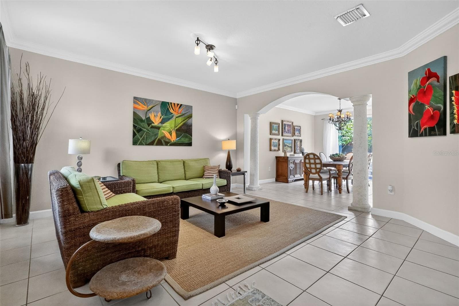 LIVING ROOM - 15144 SW 20TH ST, MIAMI