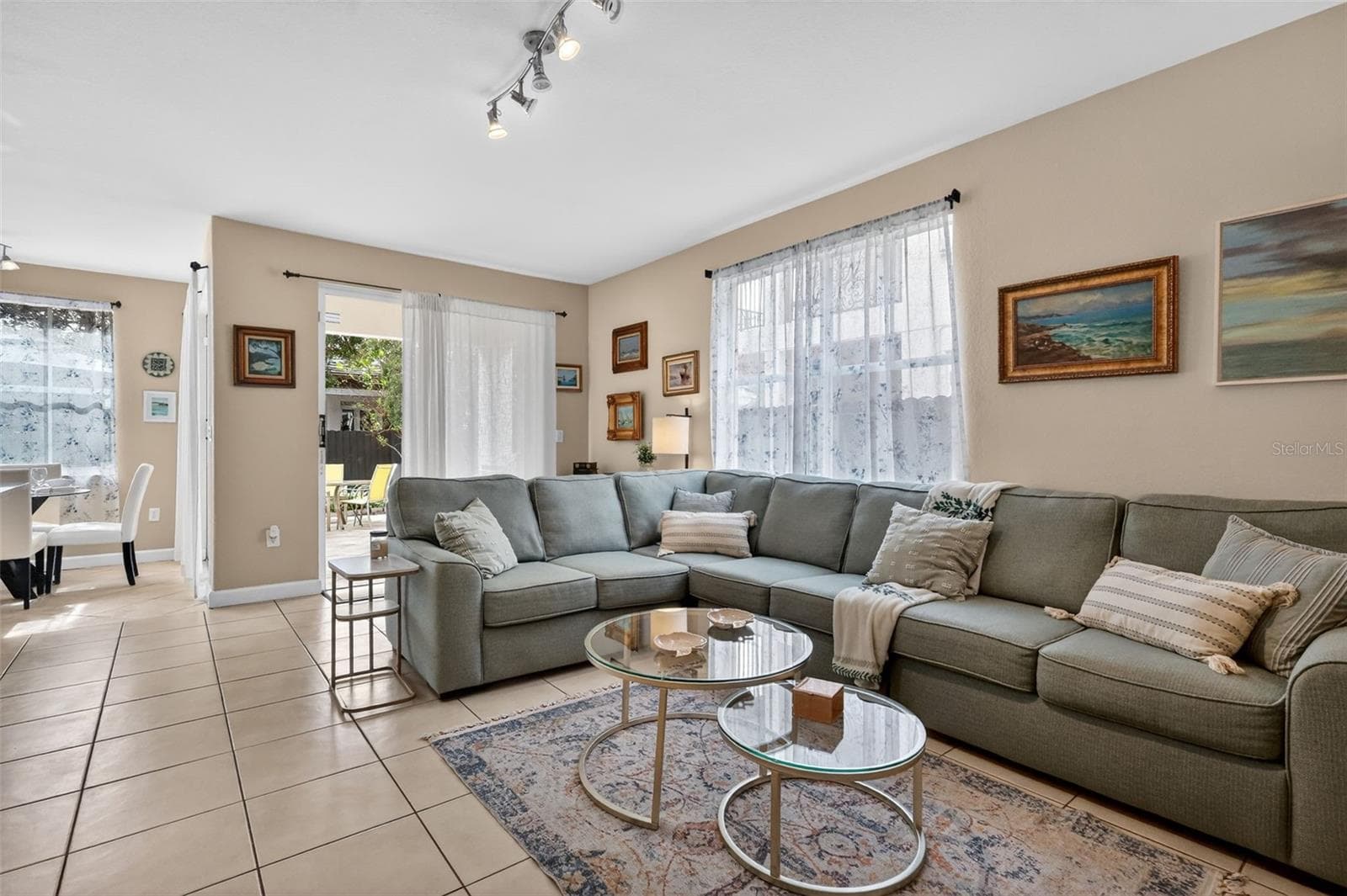 FAMILY RM - 15144 SW 20TH ST, MIAMI