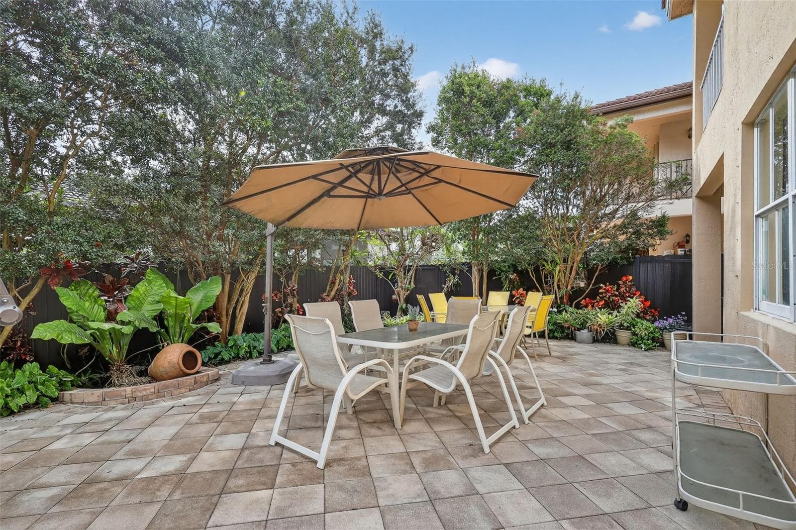 PATIO - 15144 SW 20TH ST, MIAMI