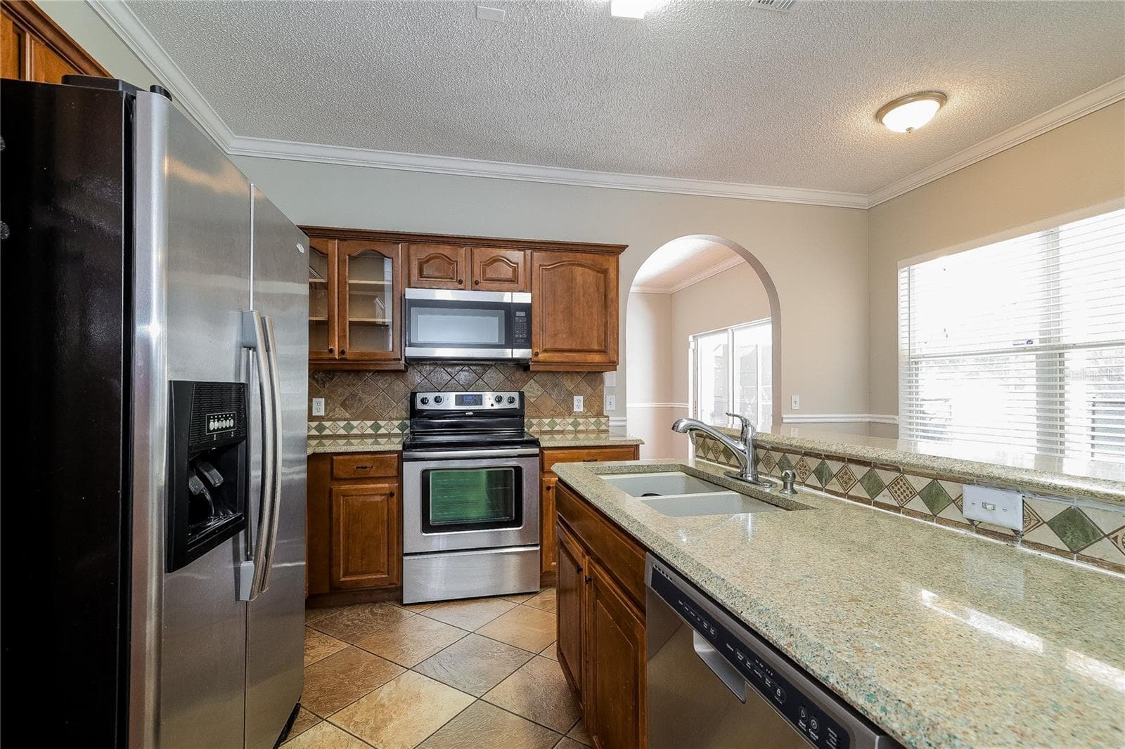 Single Family Residence at 204 TARANTO WAY, KISSIMMEE, photo 6 of 15