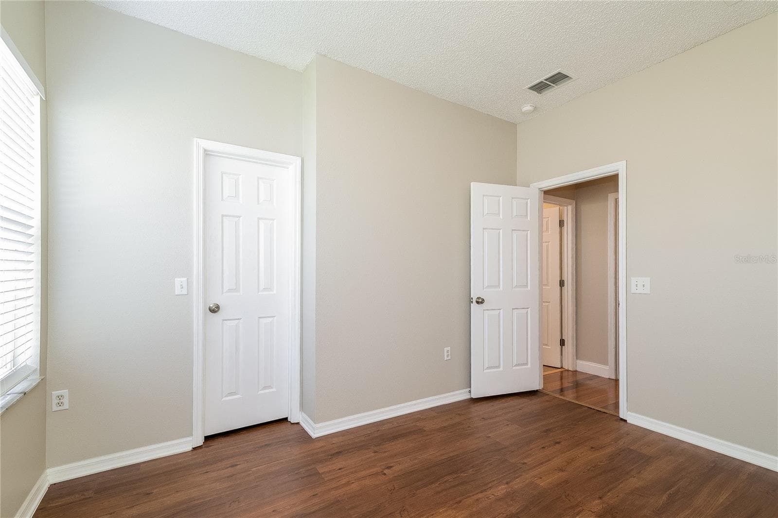 Single Family Residence at 204 TARANTO WAY, KISSIMMEE, photo 8 of 15