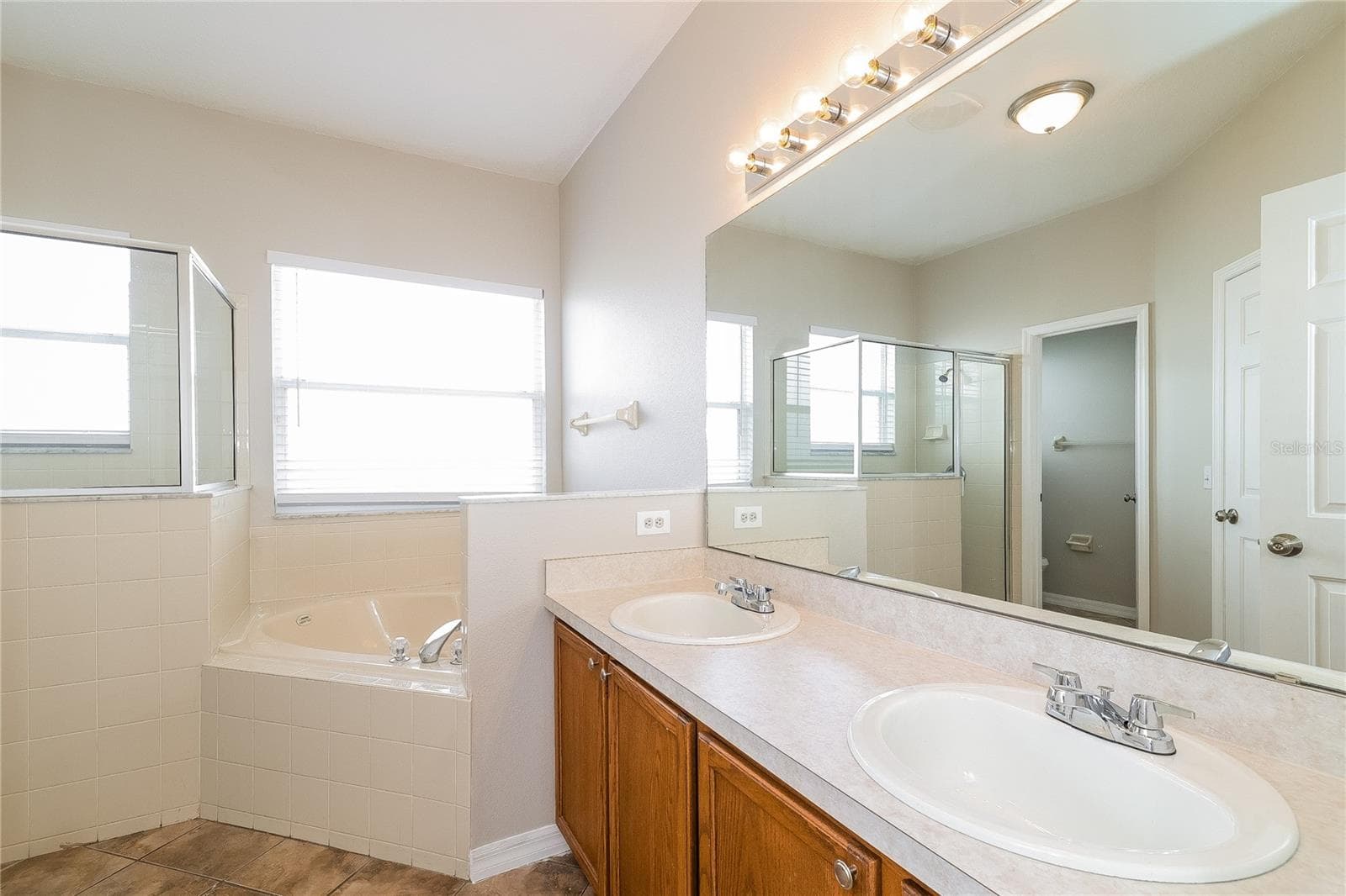 Single Family Residence at 204 TARANTO WAY, KISSIMMEE, photo 13 of 15