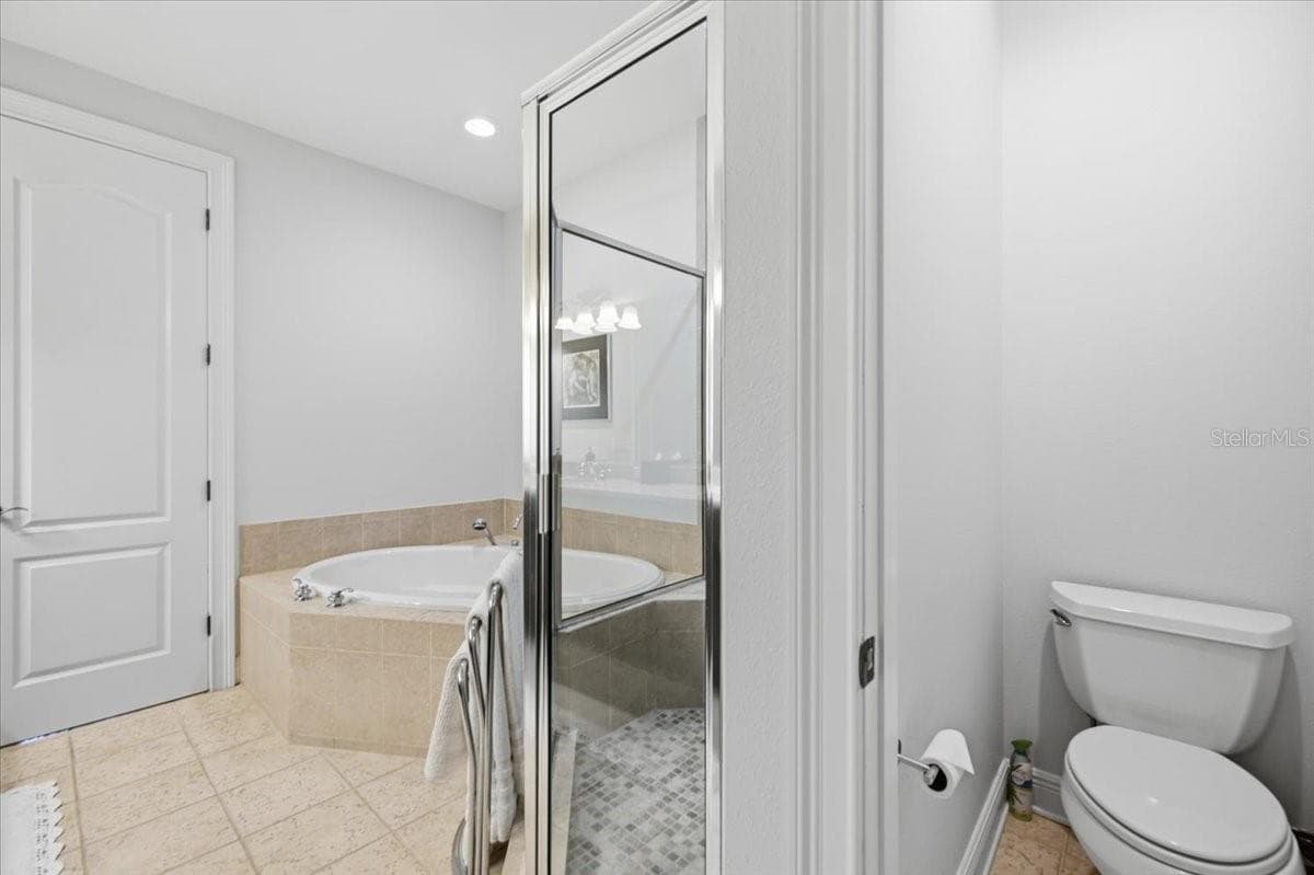 Townhouse at 114 E DAVIS BLVD #8, TAMPA, photo 23 of 52
