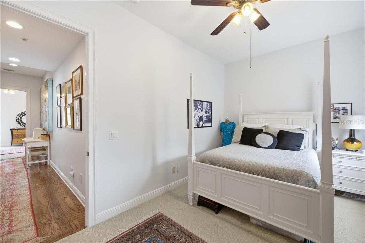 Townhouse at 114 E DAVIS BLVD #8, TAMPA, photo 27 of 52