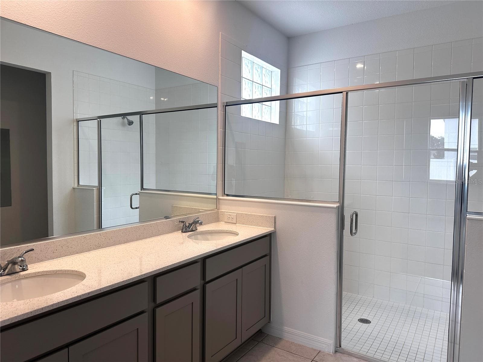 walk in shower in primary bathroom - 7580 SW 63RD LANE RD, OCALA