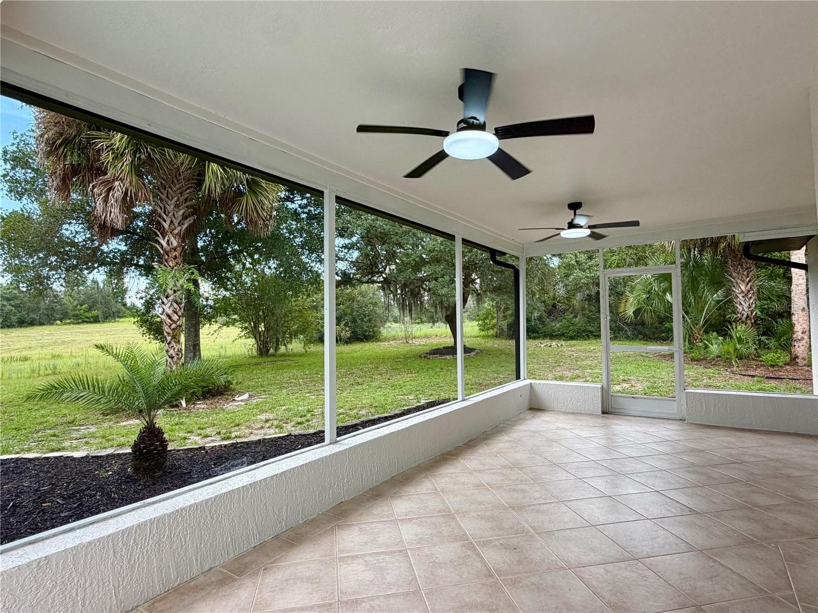 Single Family Residence at 16590 SW 46TH CIR, OCALA, photo 16 of 41