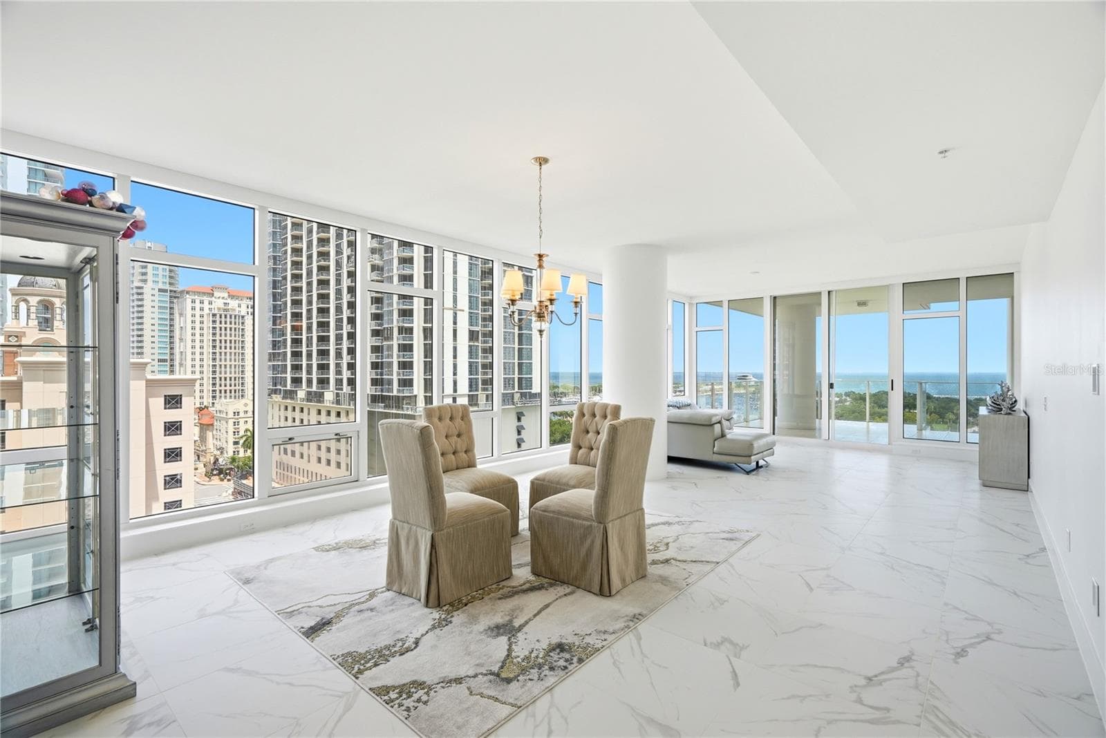 Condominium at 175 1ST ST S #1008, ST PETERSBURG, photo 11 of 37