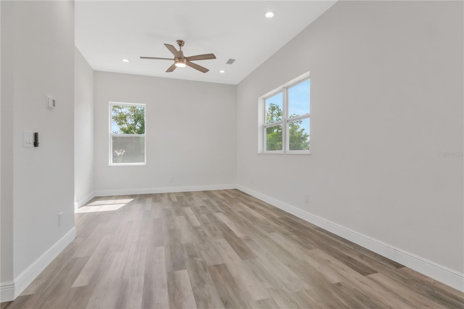 Single Family Residence at 1702 E ANNONA AVE, TAMPA, photo 34 of 37