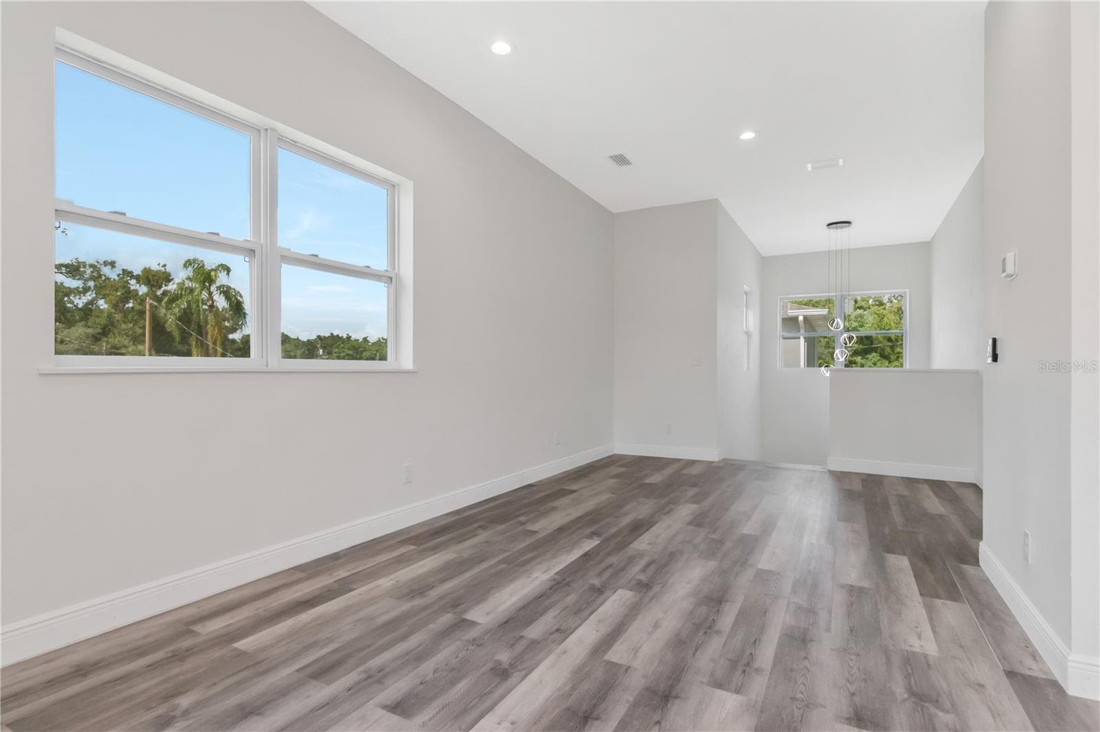 Single Family Residence at 1702 E ANNONA AVE, TAMPA, photo 35 of 37