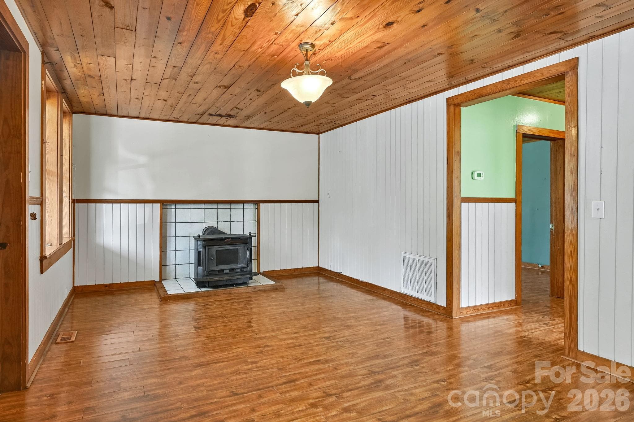 Single Family Residence at 376 Fairview Road, Asheville, photo 6 of 33