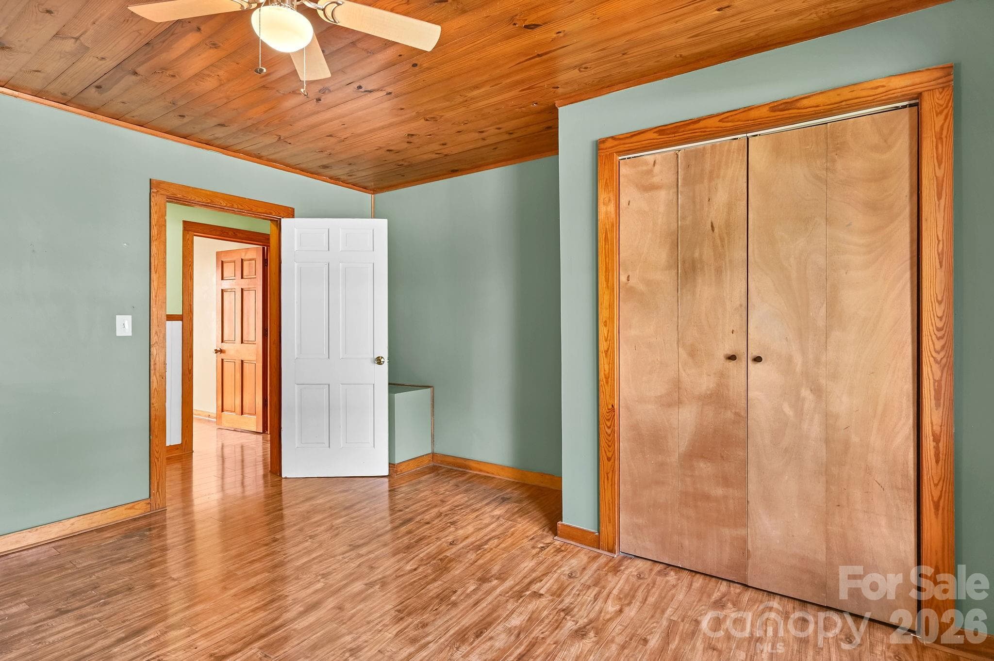 Single Family Residence at 376 Fairview Road, Asheville, photo 9 of 33