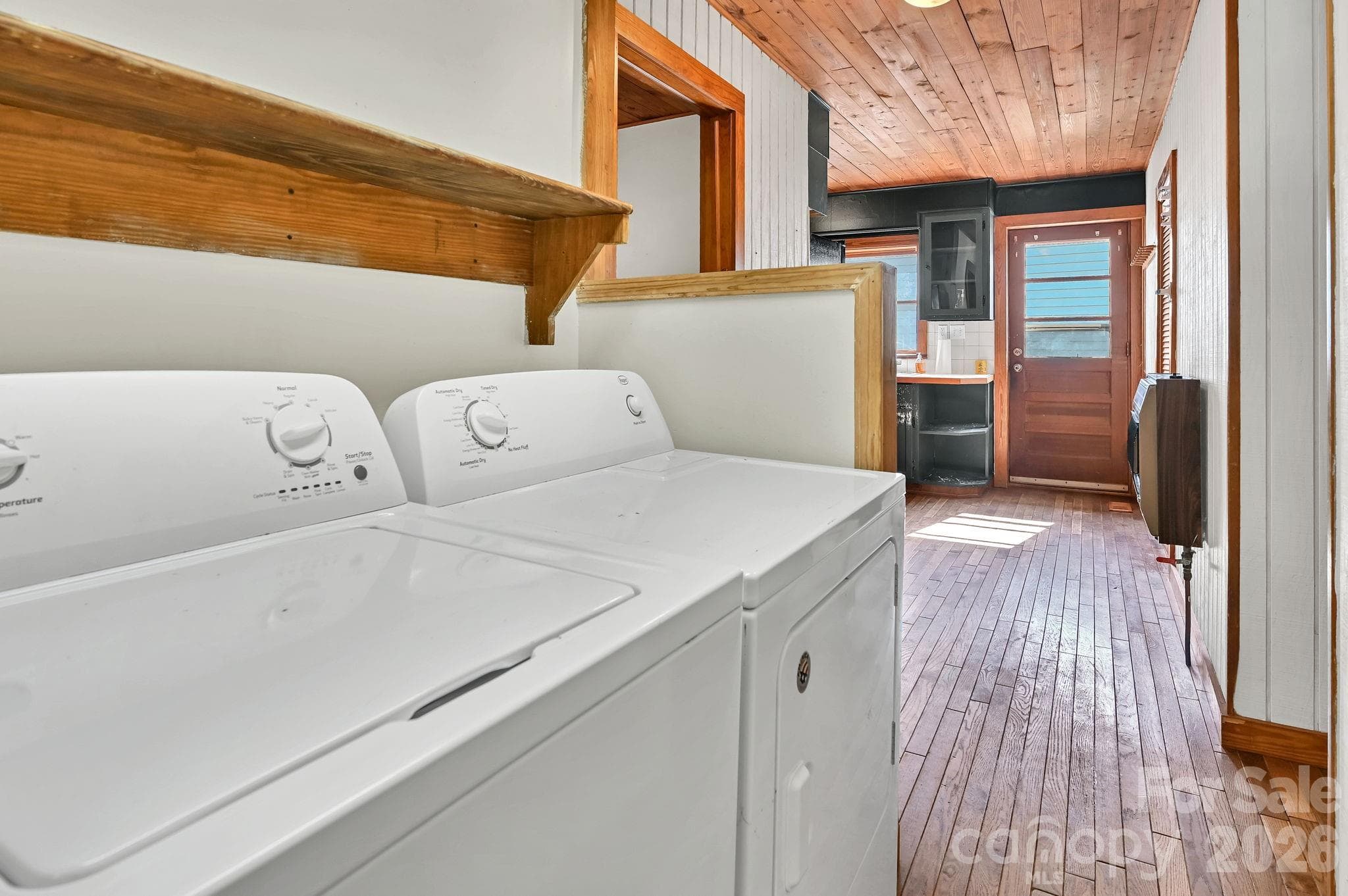 Single Family Residence at 376 Fairview Road, Asheville, photo 14 of 33