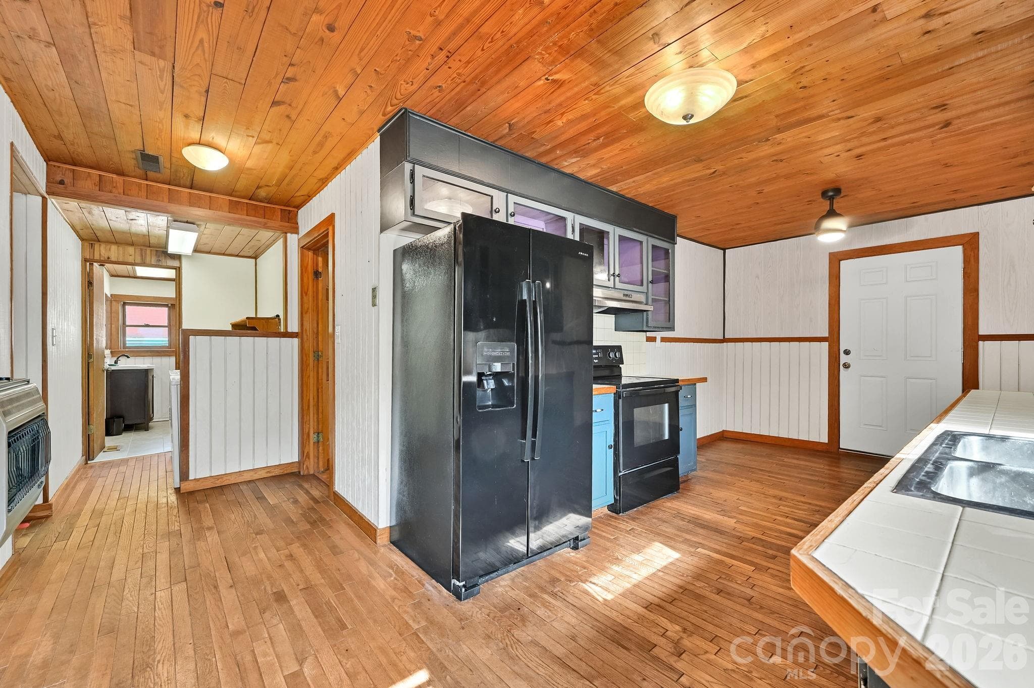 Single Family Residence at 376 Fairview Road, Asheville, photo 21 of 33
