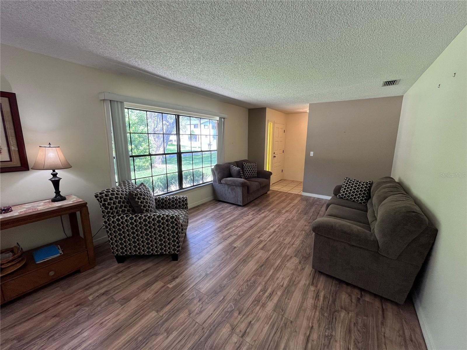 Single Family Residence at 2117 YORKSHIRE DR, DELAND, photo 4 of 16