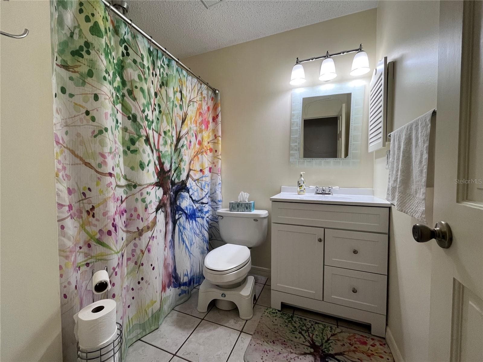 Single Family Residence at 2117 YORKSHIRE DR, DELAND, photo 12 of 16