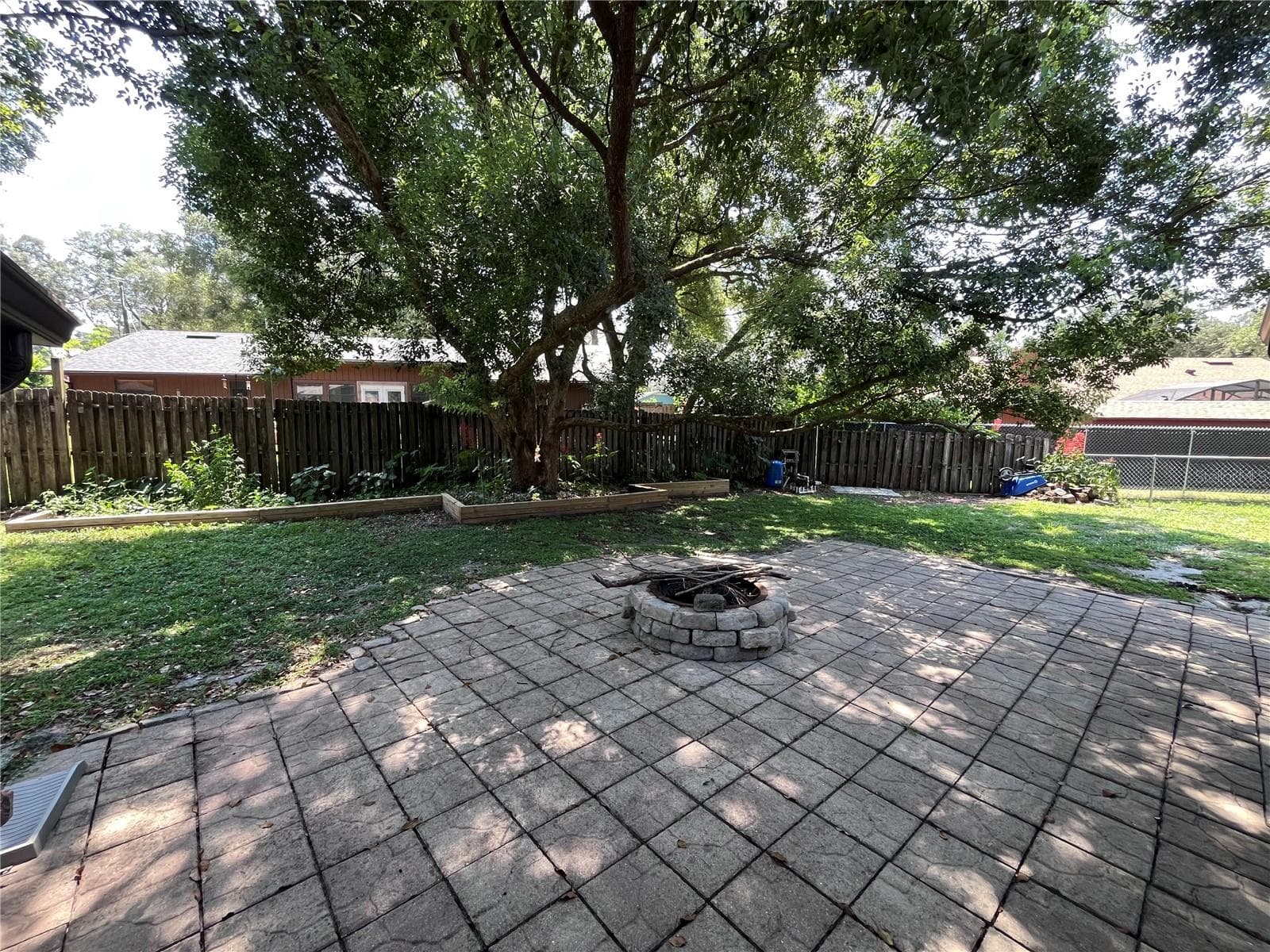 Single Family Residence at 2117 YORKSHIRE DR, DELAND, photo 15 of 16