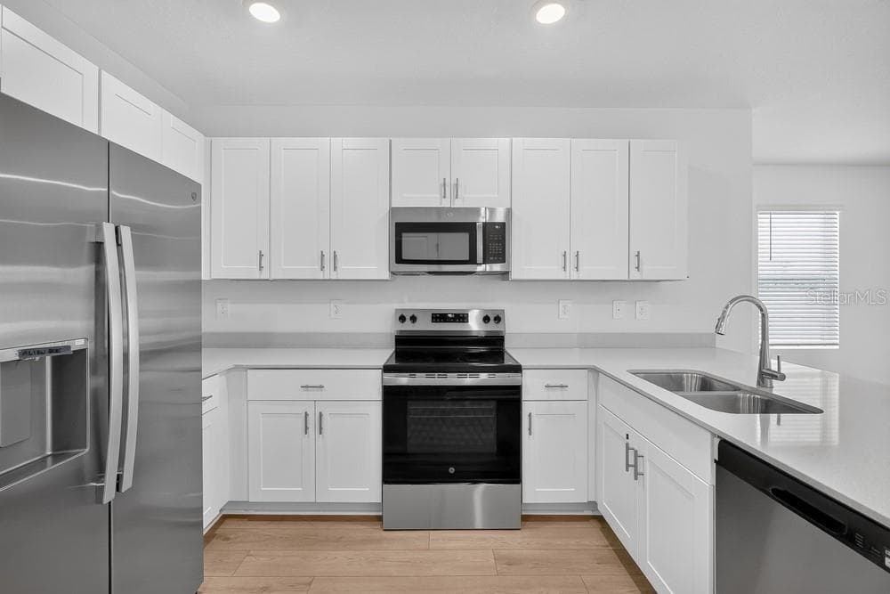 13747 Squall ~ Ready Now - 13747 SQUALL LN, HUDSON