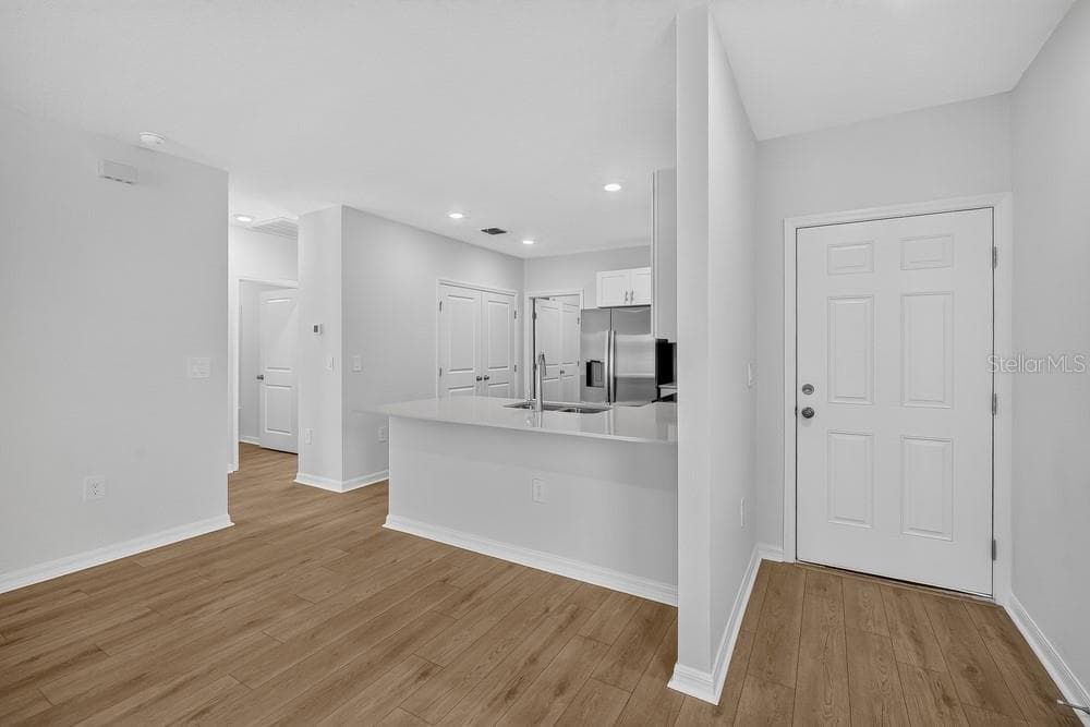 13747 Squall ~ Ready Now - 13747 SQUALL LN, HUDSON