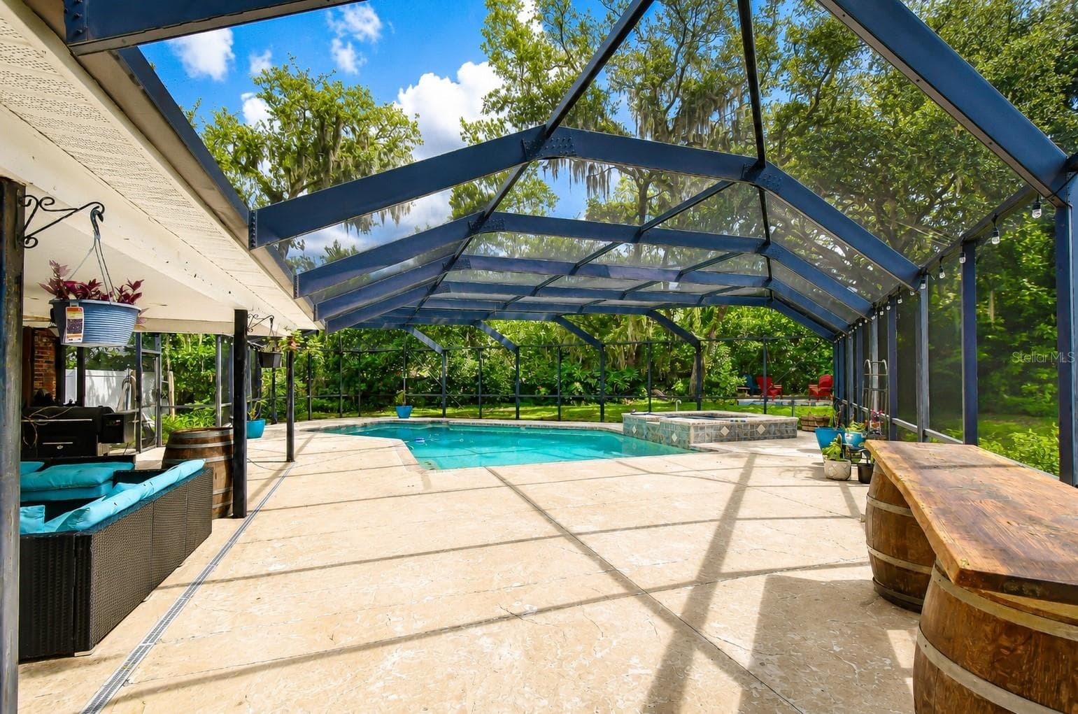 Screened Lanai - 901 WOODVIEW DR, BRANDON
