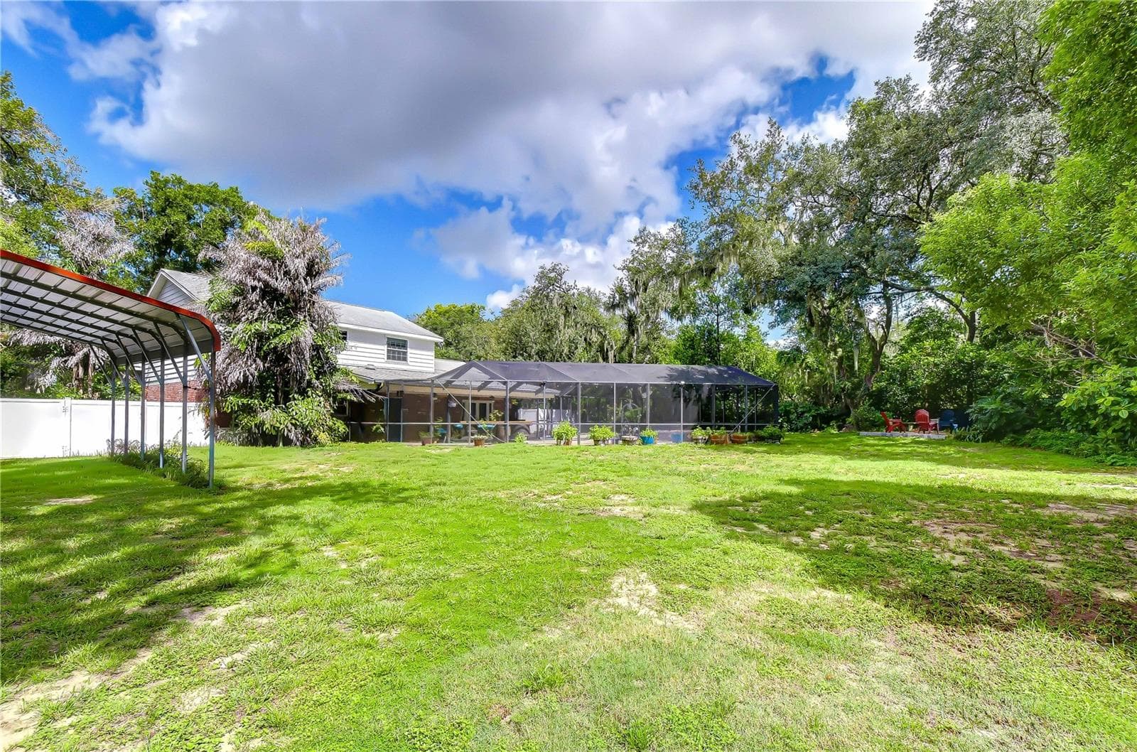 Covered Outdoor Living - 901 WOODVIEW DR, BRANDON