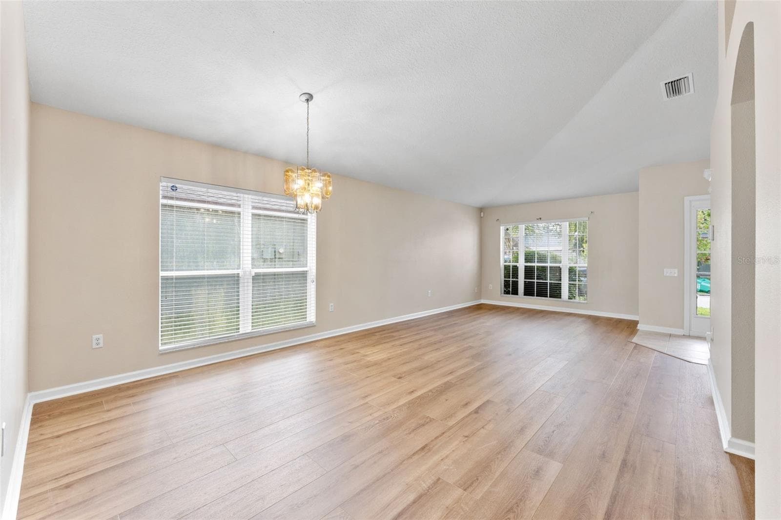 Single Family Residence at 30407 STAPLETON ST, WESLEY CHAPEL, photo 8 of 49