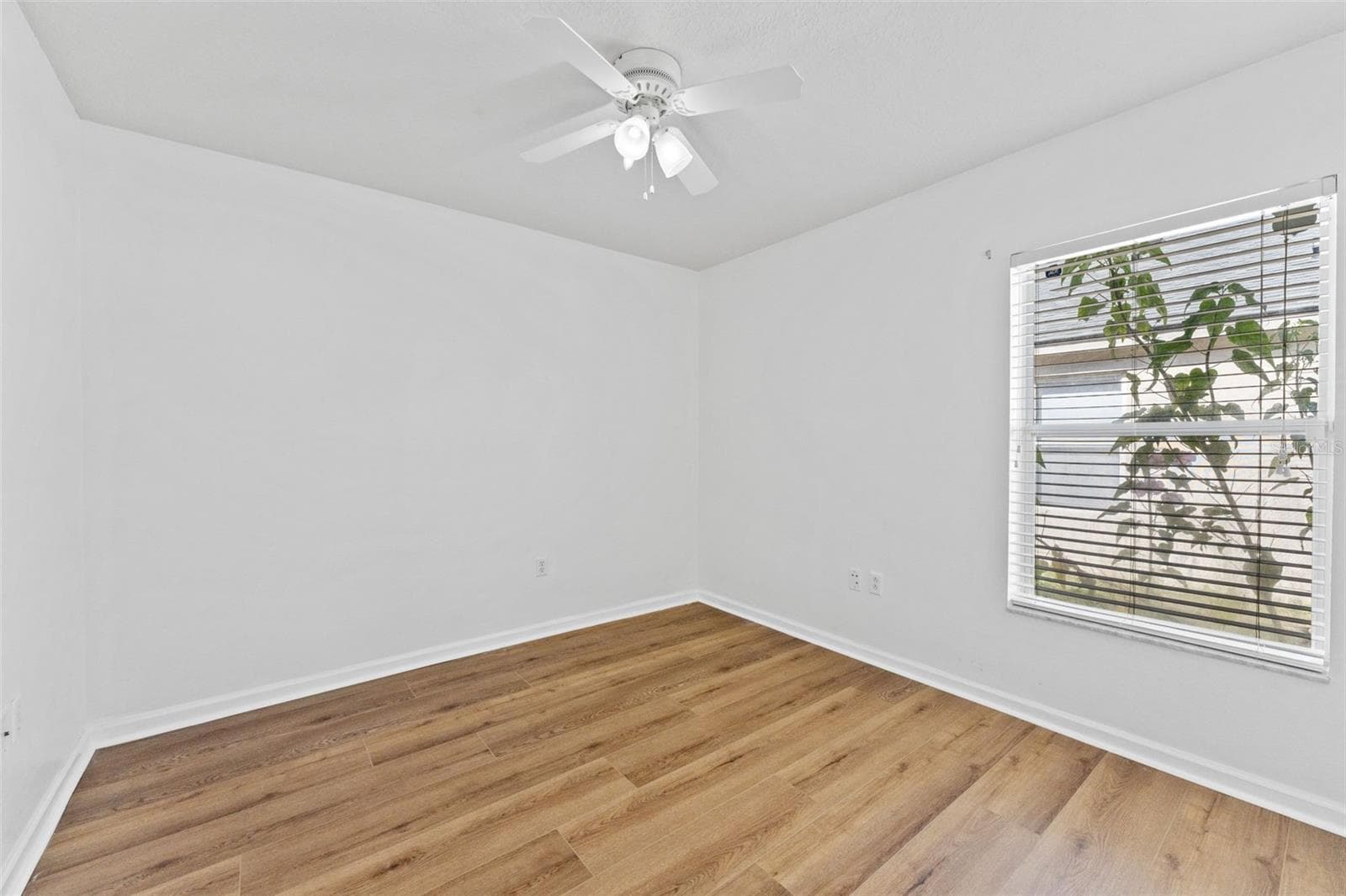 Single Family Residence at 30407 STAPLETON ST, WESLEY CHAPEL, photo 29 of 49