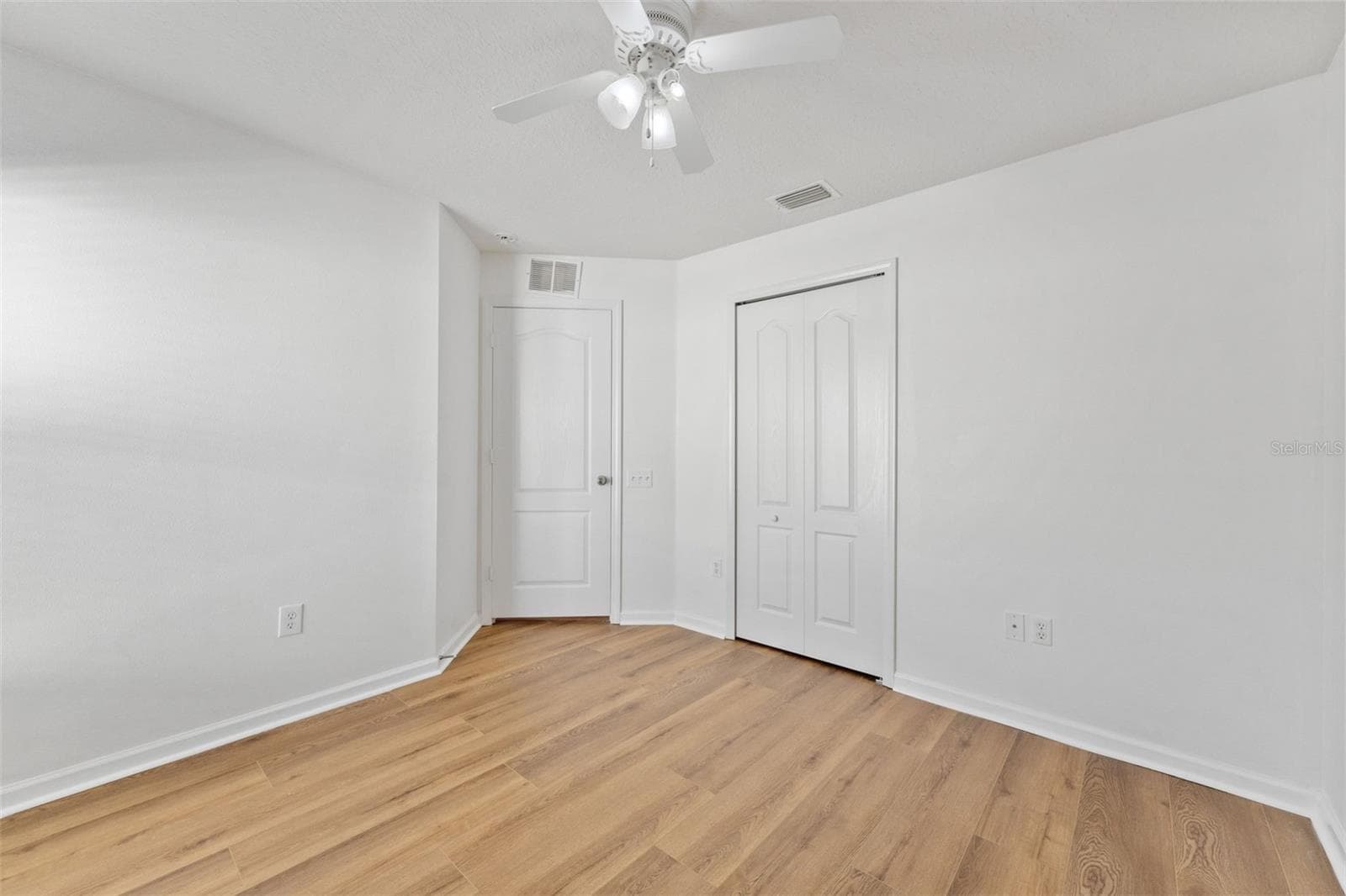 Single Family Residence at 30407 STAPLETON ST, WESLEY CHAPEL, photo 30 of 49