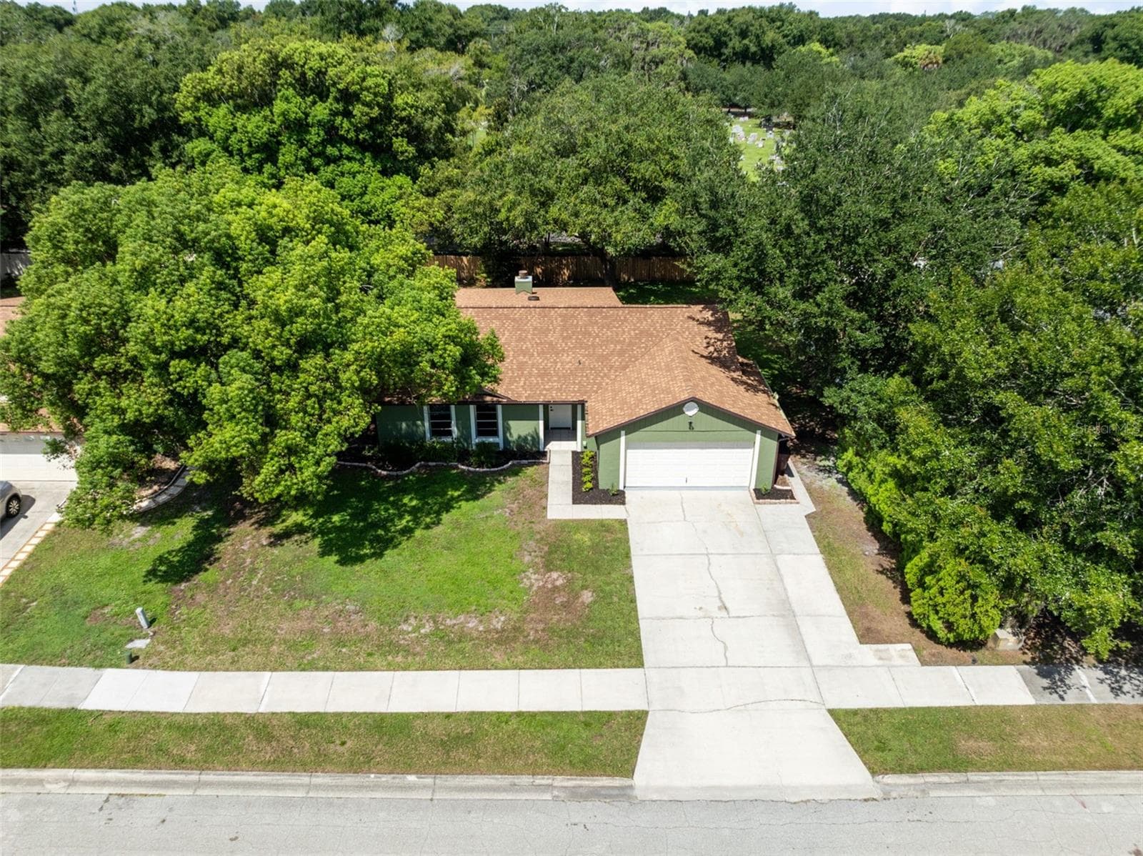 Single Family Residence at 910 WHISLER CT, ST CLOUD, photo 4 of 42