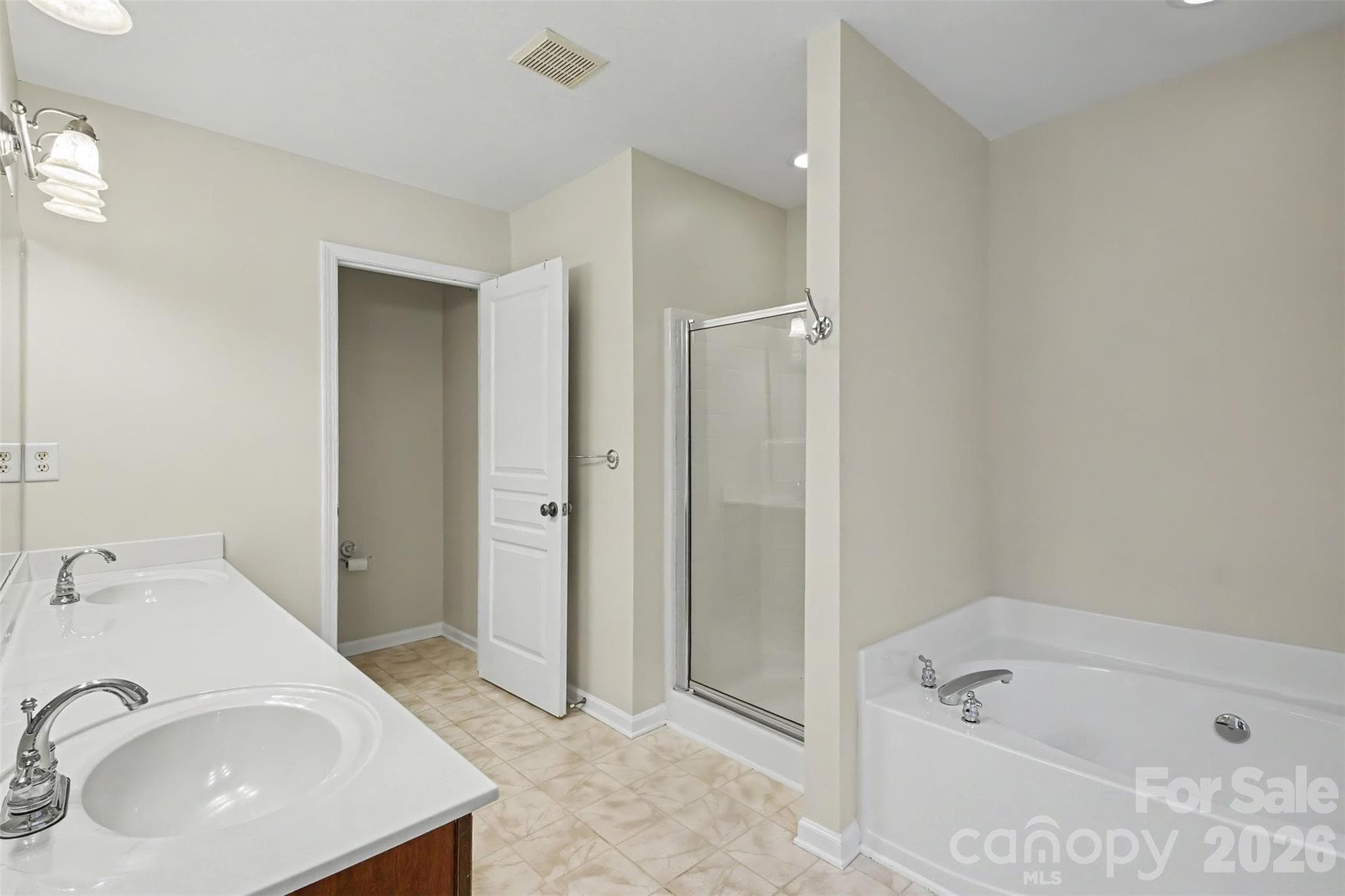 Single Family Residence at 9910 Westmoreland Road, Cornelius, photo 24 of 30
