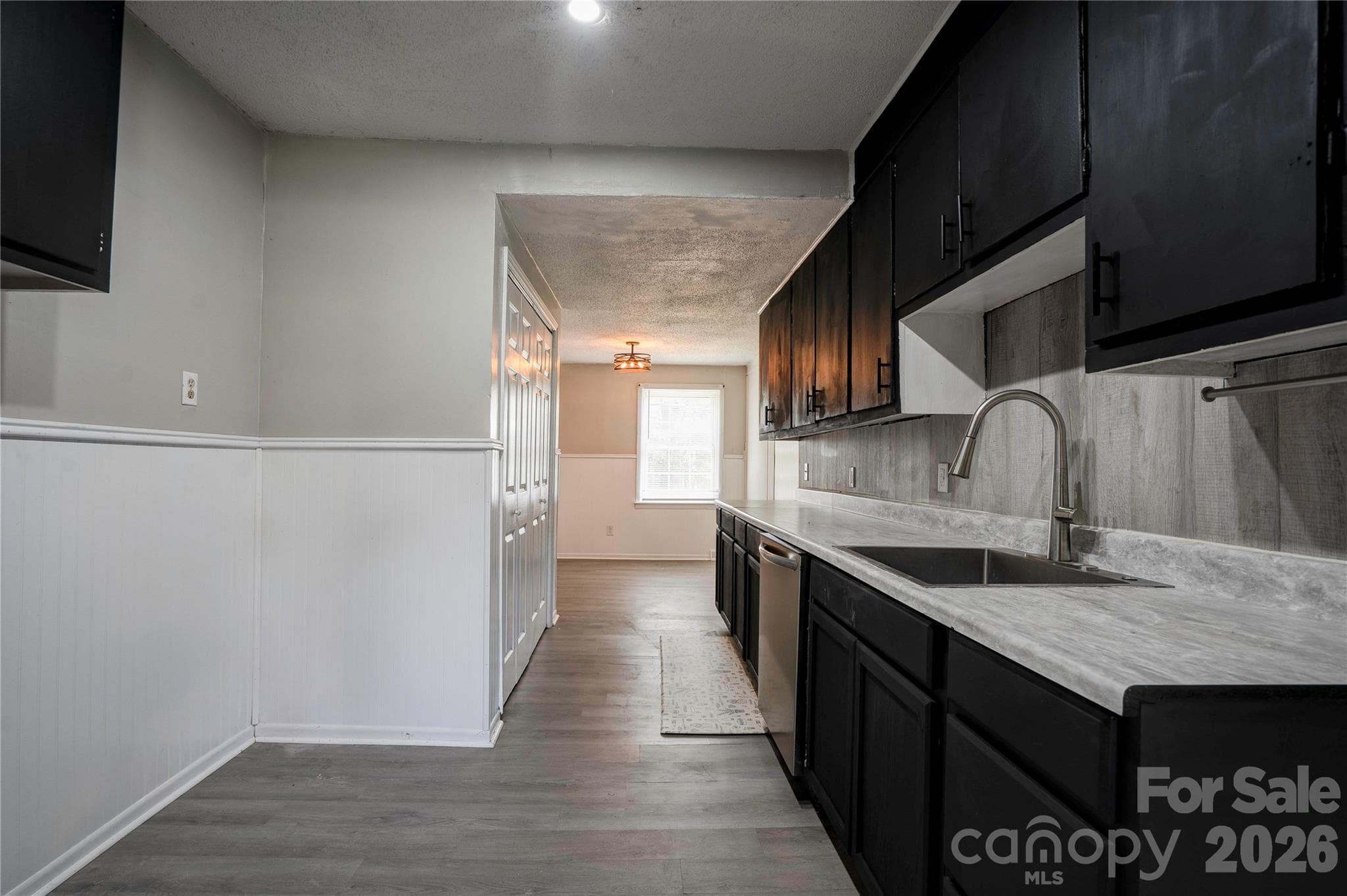 Kitchen - 605 Meadowbrook Road, Kings Mountain