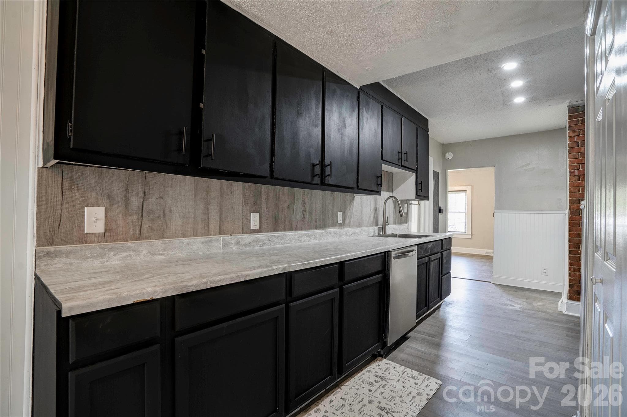 Kitchen - 605 Meadowbrook Road, Kings Mountain