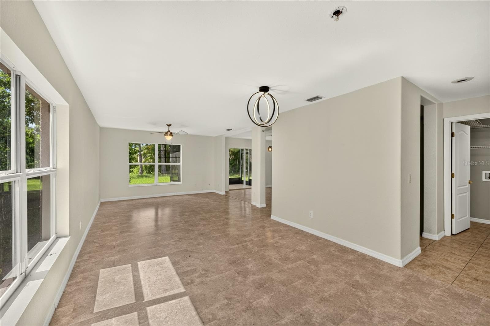 Single Family Residence at 11723 TEMPEST HARBOR LOOP, VENICE, photo 9 of 45