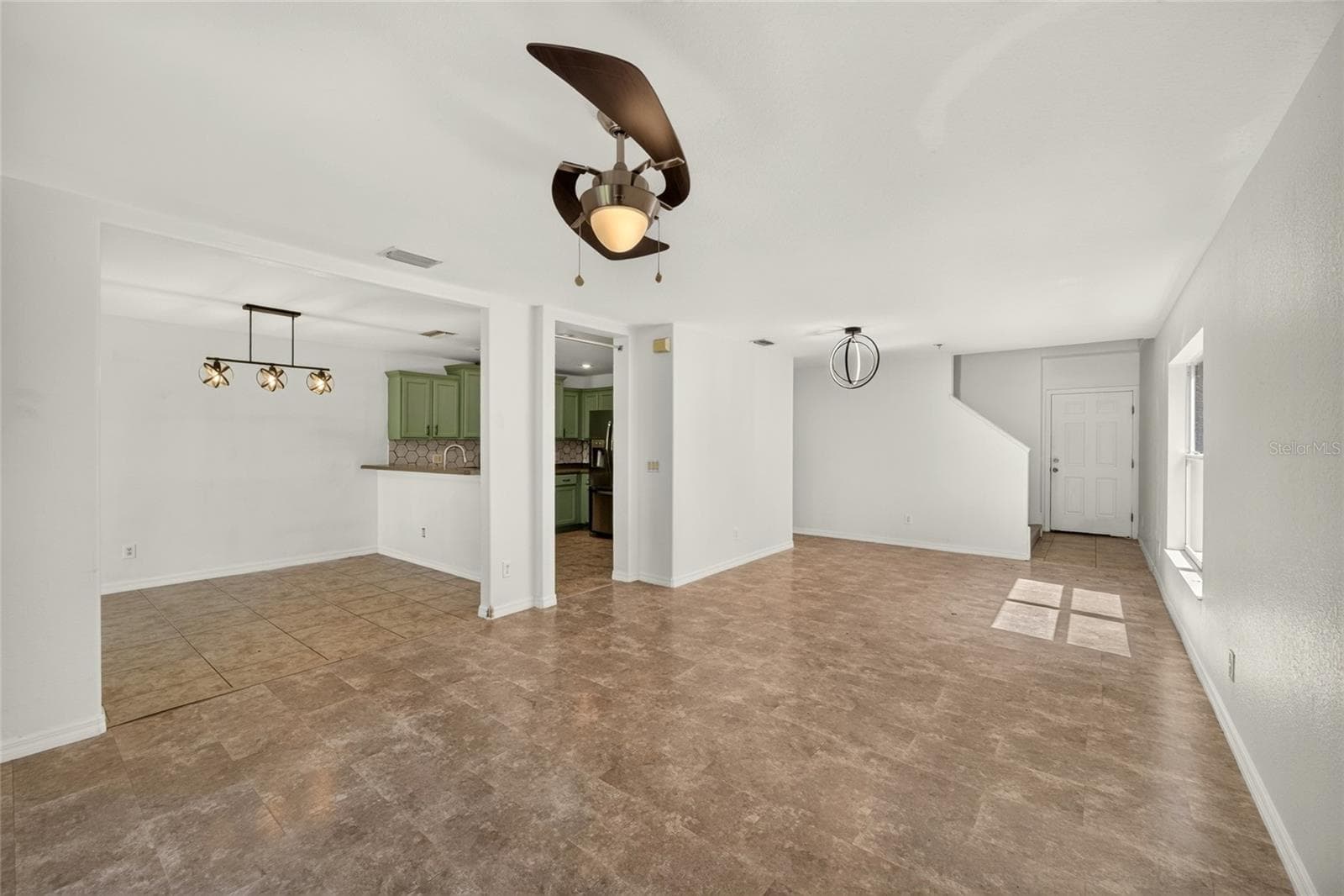 Single Family Residence at 11723 TEMPEST HARBOR LOOP, VENICE, photo 10 of 45