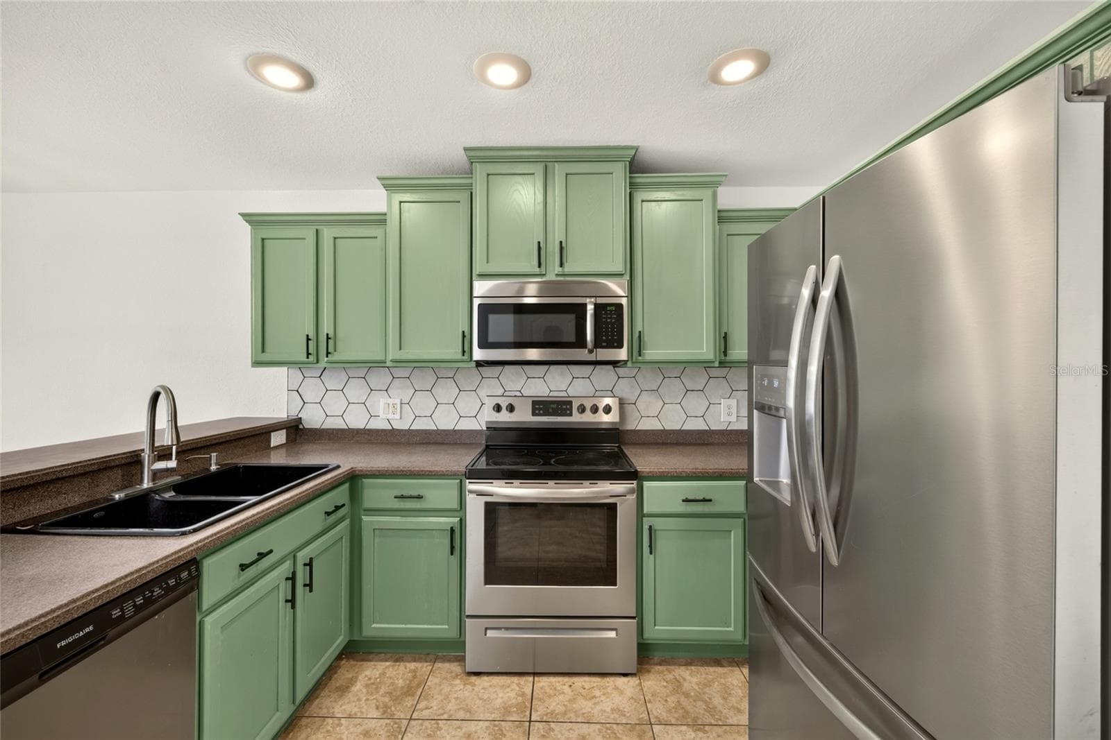 Single Family Residence at 11723 TEMPEST HARBOR LOOP, VENICE, photo 14 of 45