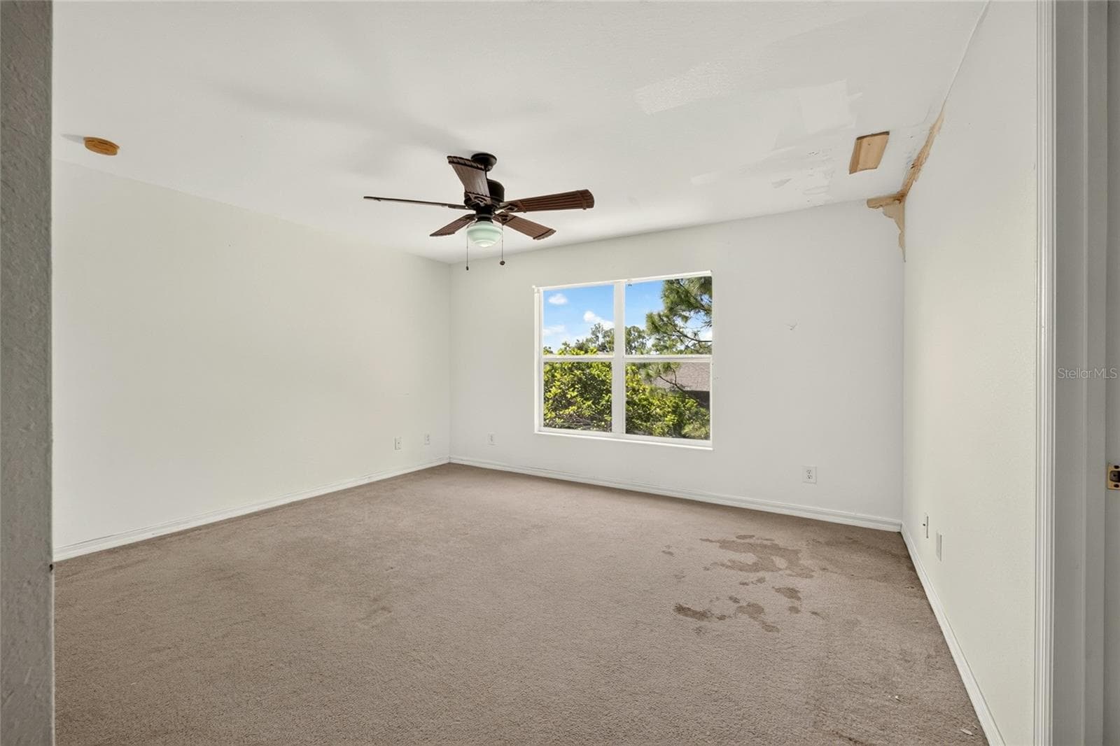 Single Family Residence at 11723 TEMPEST HARBOR LOOP, VENICE, photo 30 of 45