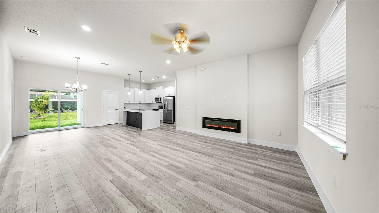 Single Family Residence at 18374 ELGIN AVE, PORT CHARLOTTE, photo 5 of 72