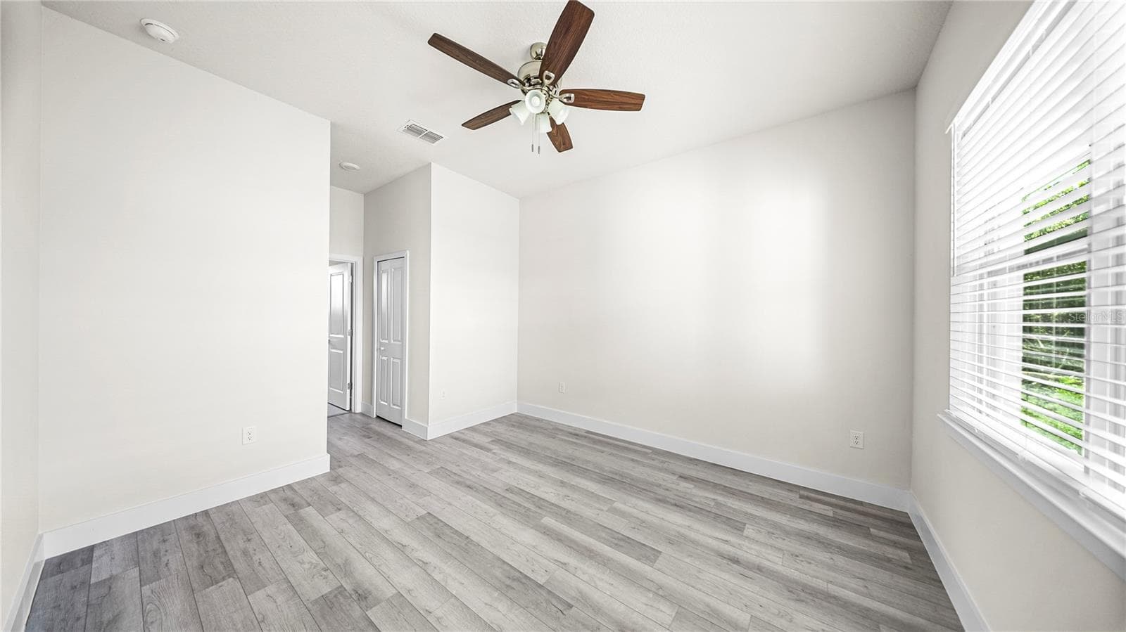 Single Family Residence at 18374 ELGIN AVE, PORT CHARLOTTE, photo 33 of 72