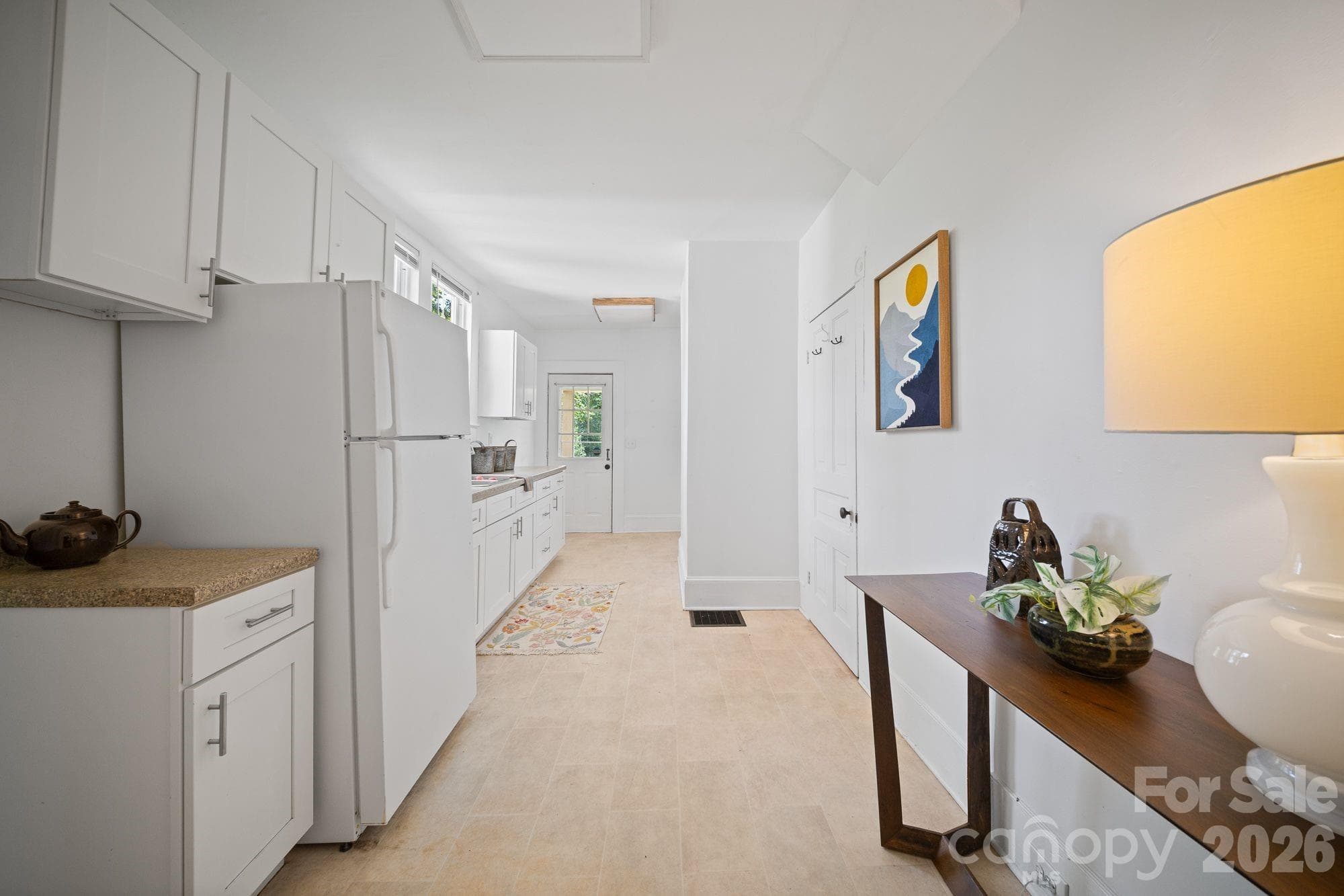 Single Family Residence at 250 Justice Ridge Road, Candler, photo 17 of 44