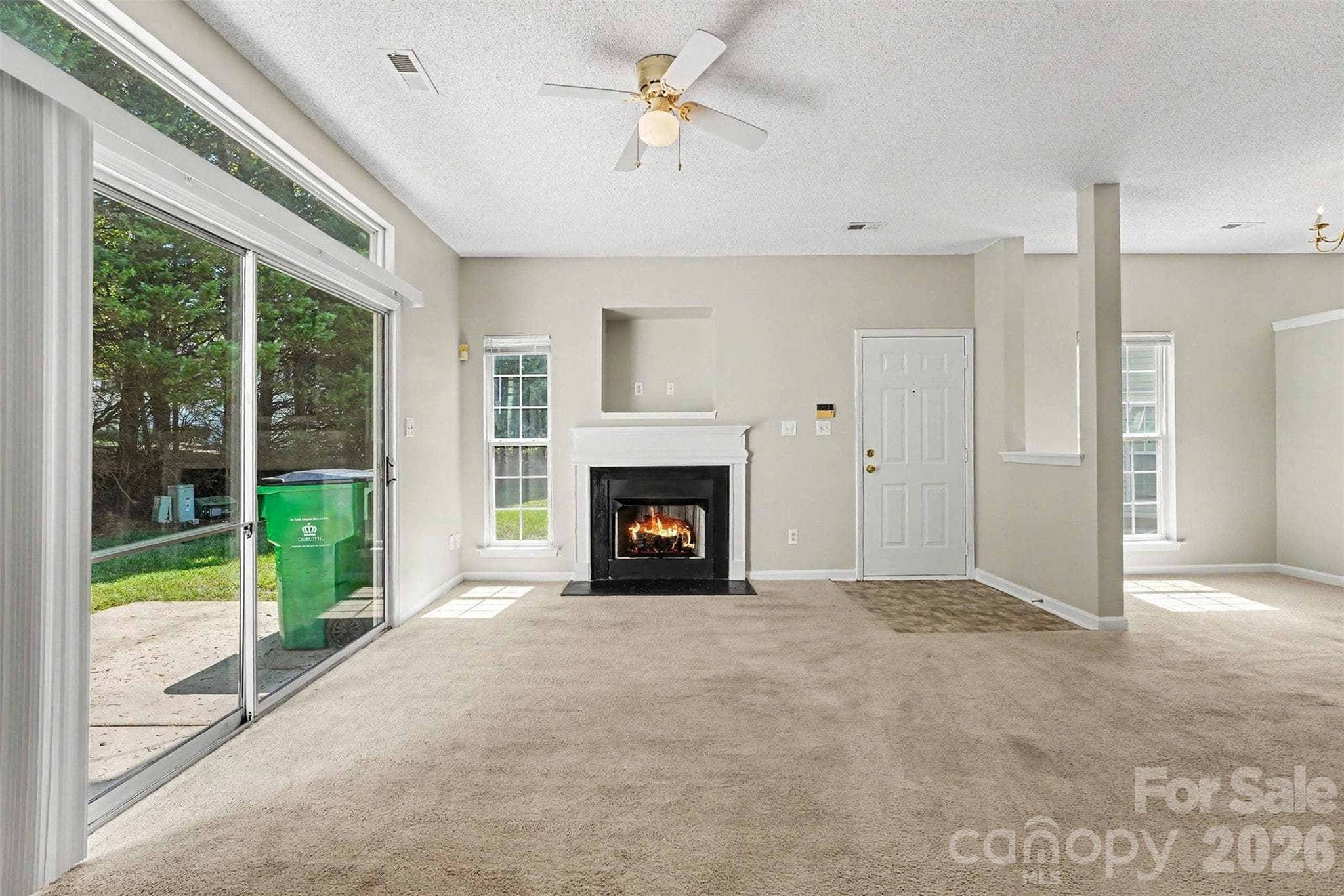 Townhouse at 9327 Kimmel Lane, Charlotte, photo 2 of 27