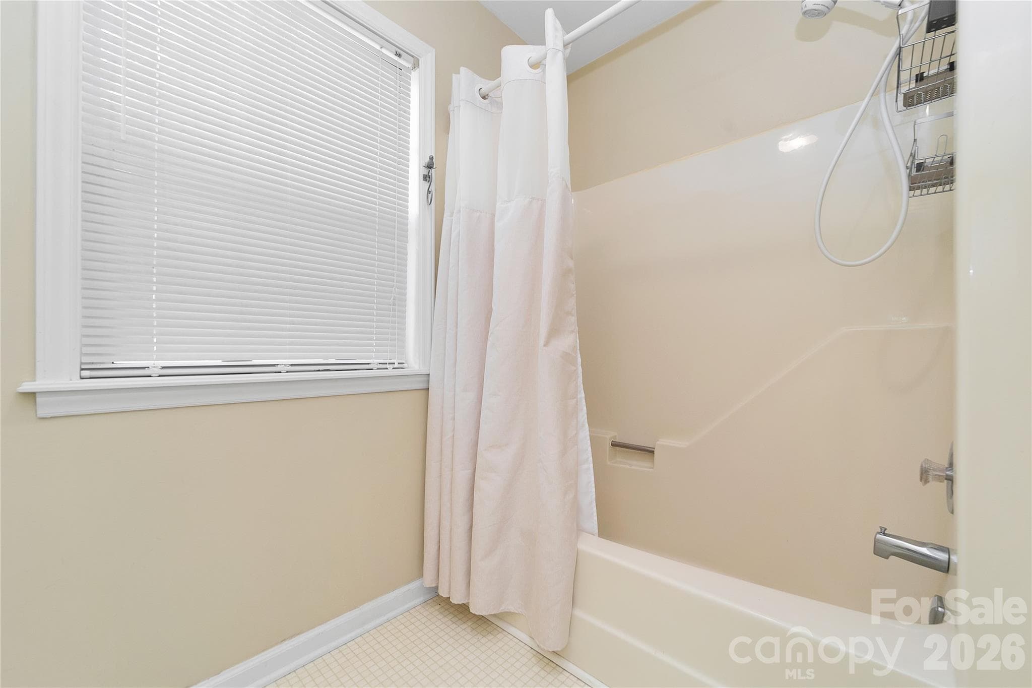 Primary Bathroom shower. - 110 Lakeview Court, Brevard