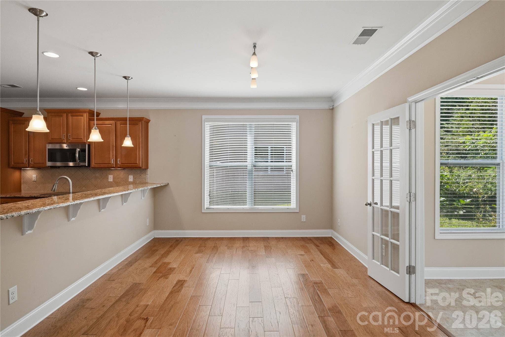 Single Family Residence at 10817 Bere Island Drive, Charlotte, photo 13 of 47