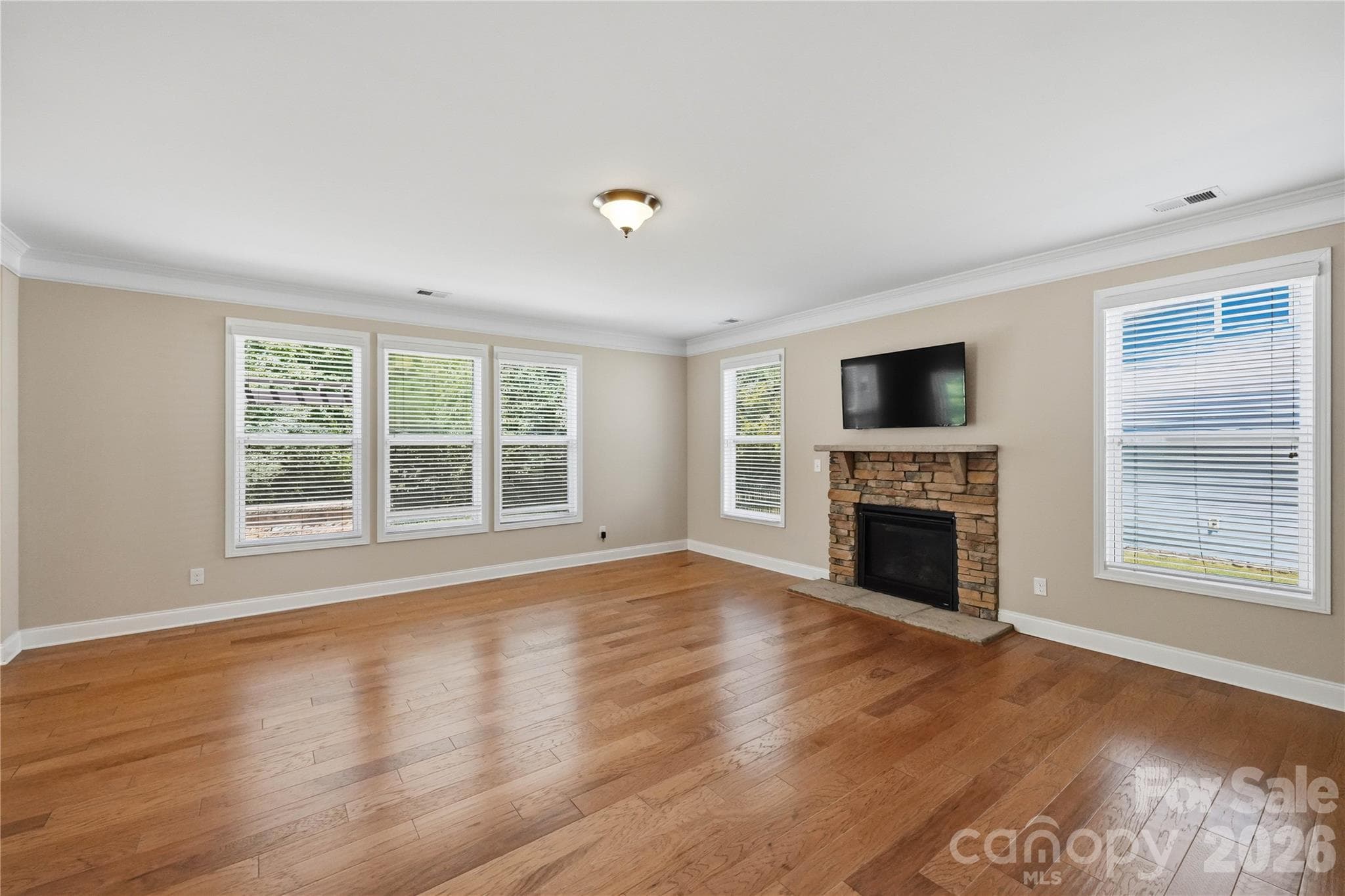 Single Family Residence at 10817 Bere Island Drive, Charlotte, photo 18 of 47