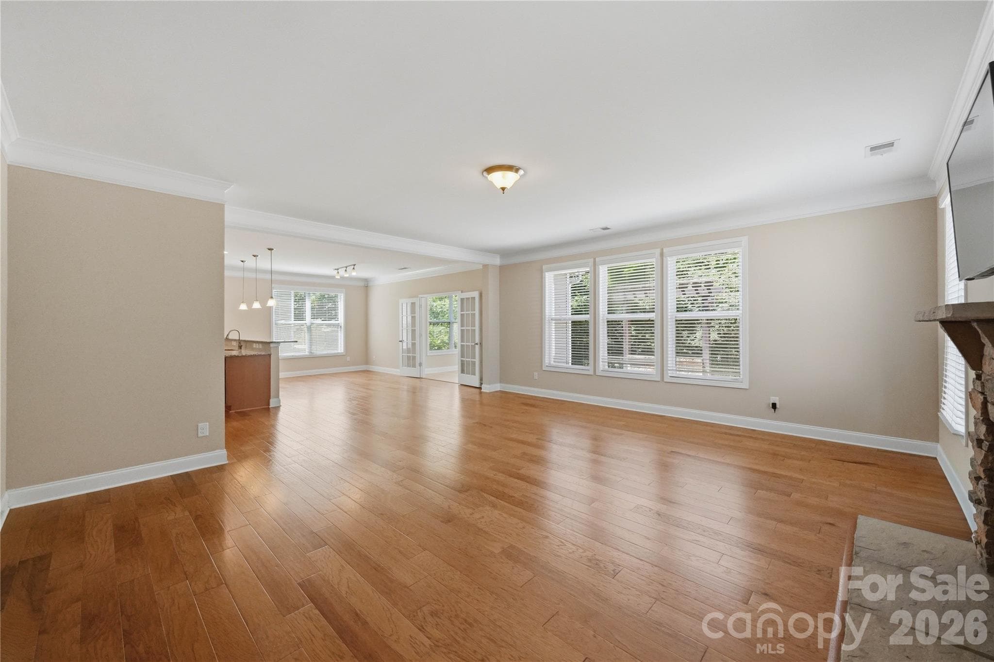 Single Family Residence at 10817 Bere Island Drive, Charlotte, photo 19 of 47
