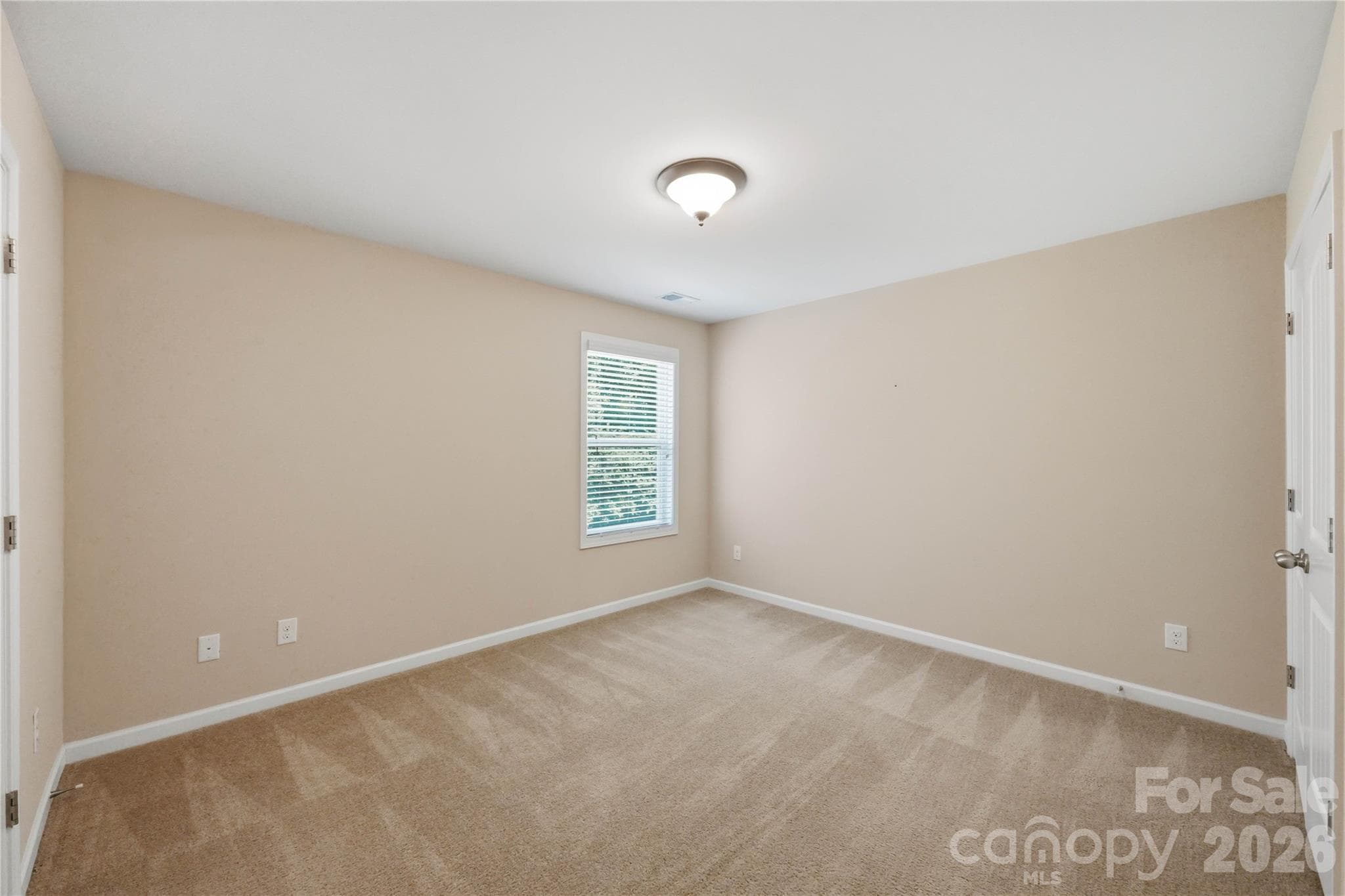 Single Family Residence at 10817 Bere Island Drive, Charlotte, photo 25 of 47