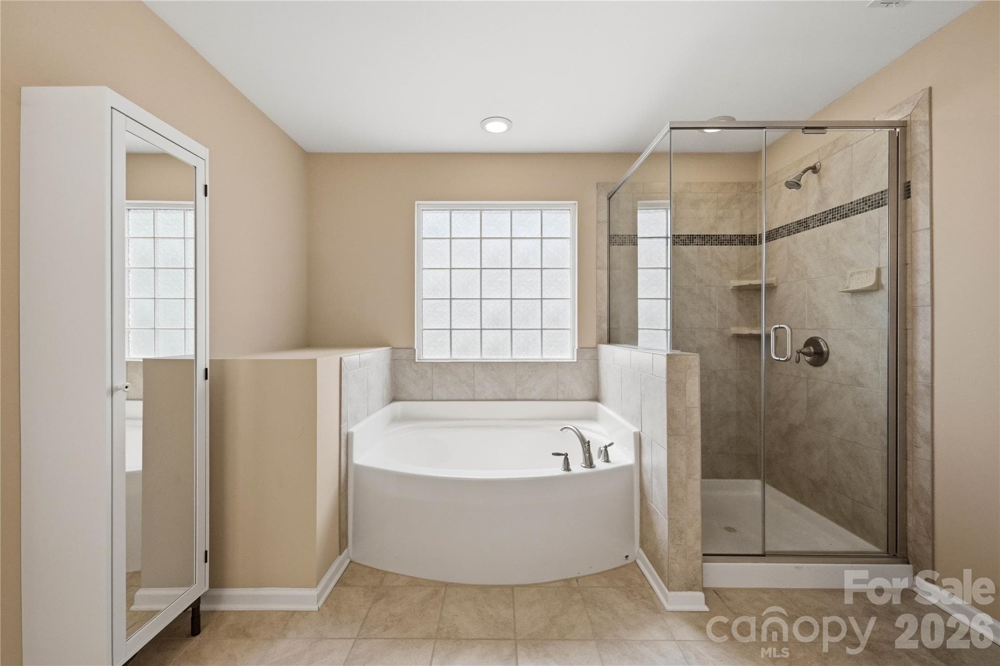 Single Family Residence at 10817 Bere Island Drive, Charlotte, photo 36 of 47