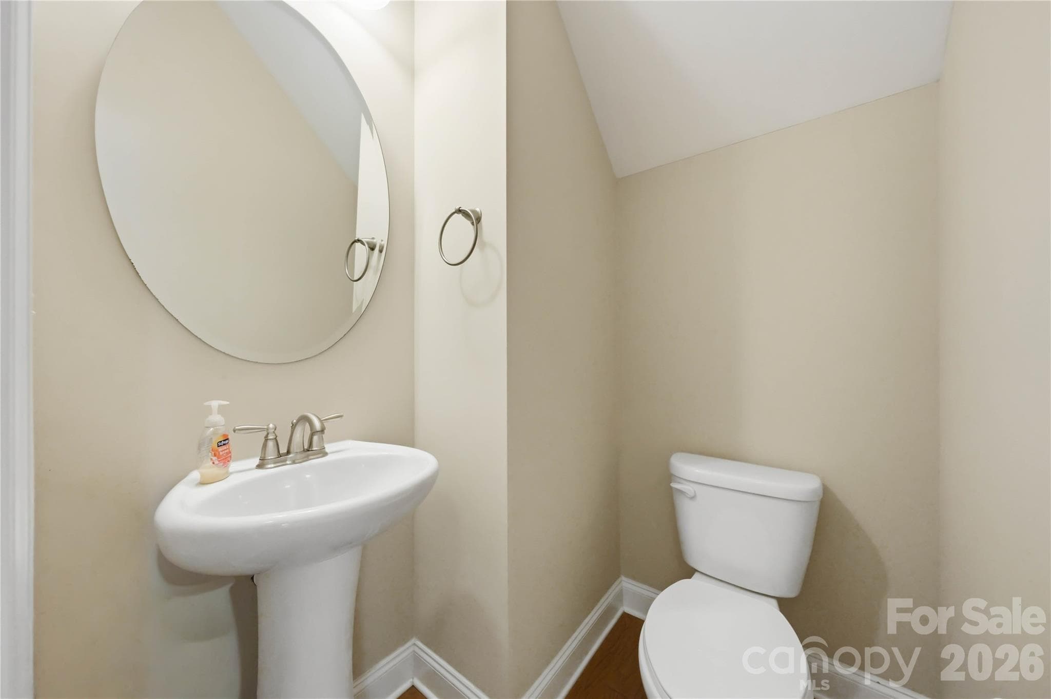 Single Family Residence at 10817 Bere Island Drive, Charlotte, photo 39 of 47